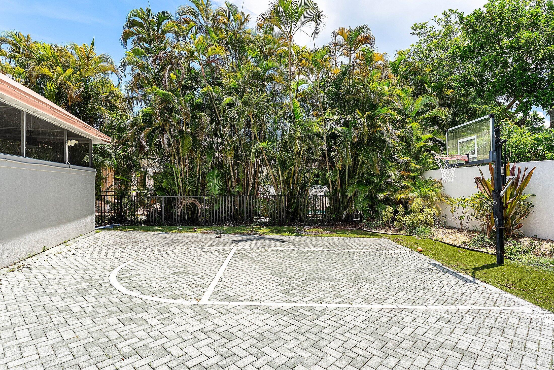 2297 NW 55th Street
