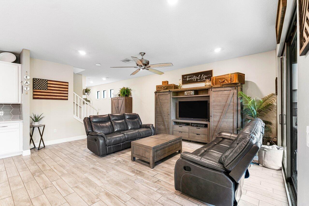 4819 Chantilly Road