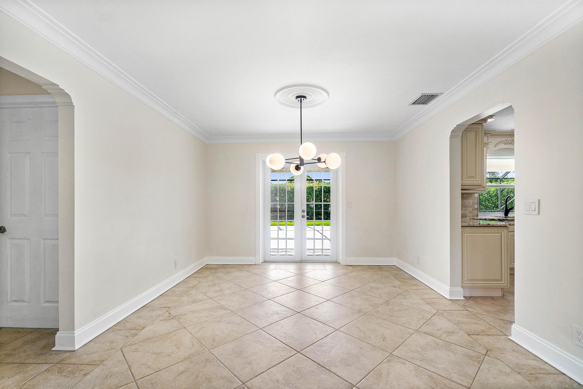7652 Palm Road