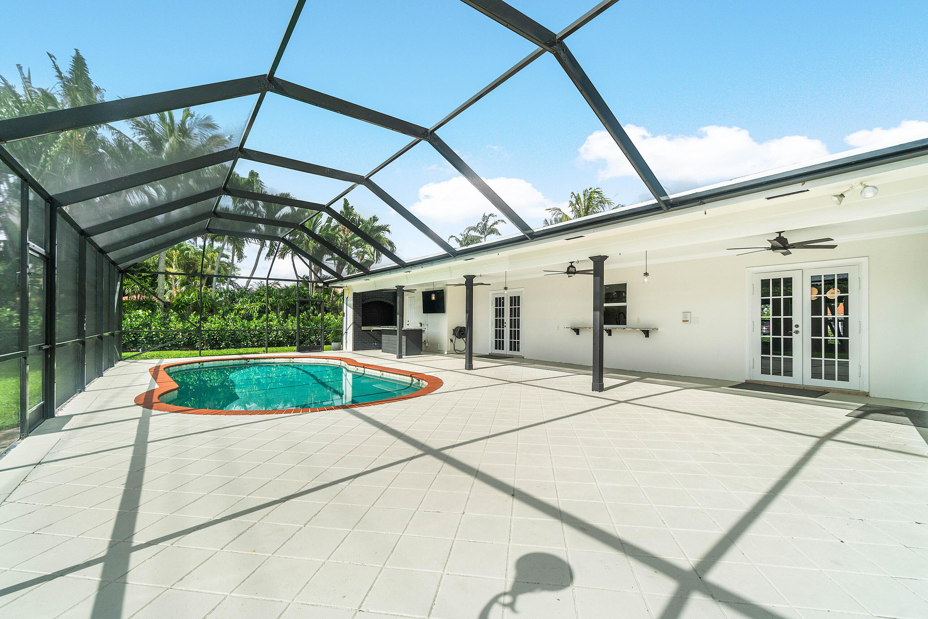 7652 Palm Road