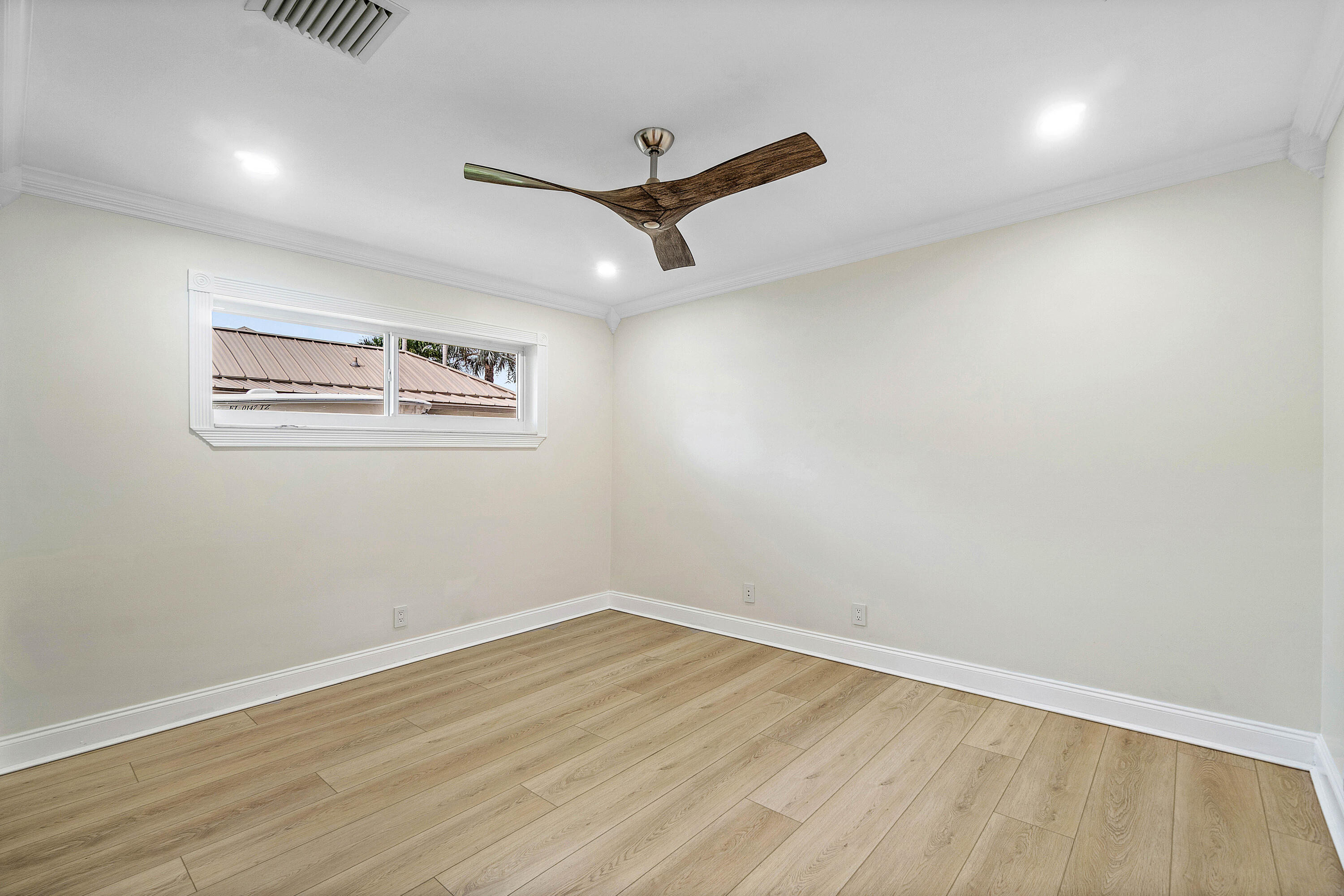 7652 Palm Road