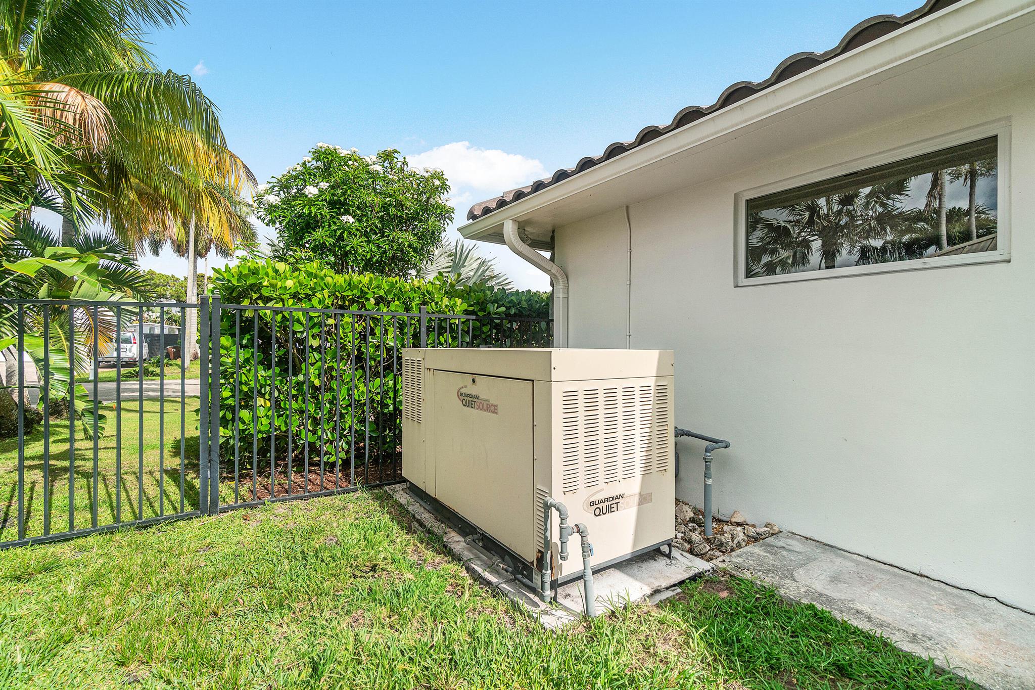 7652 Palm Road