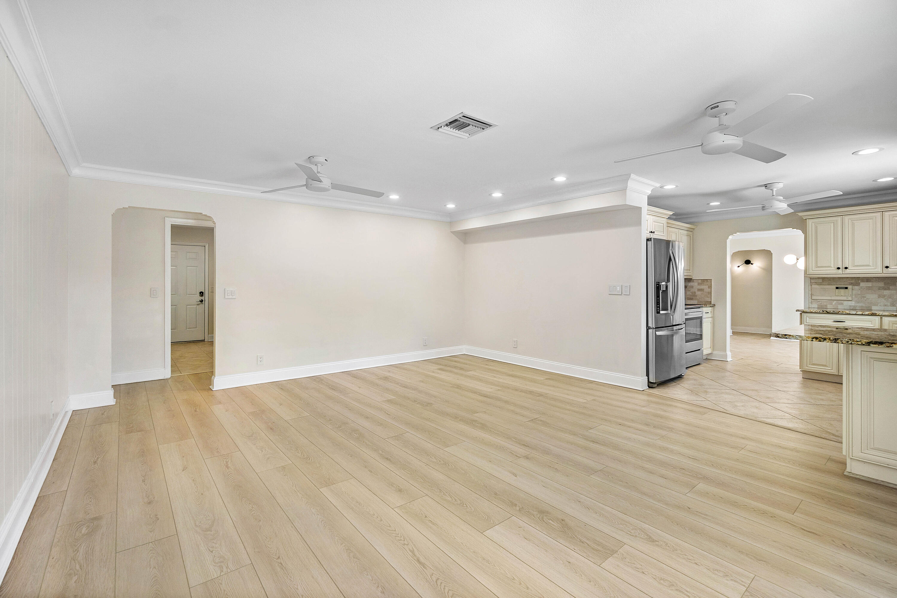 7652 Palm Road