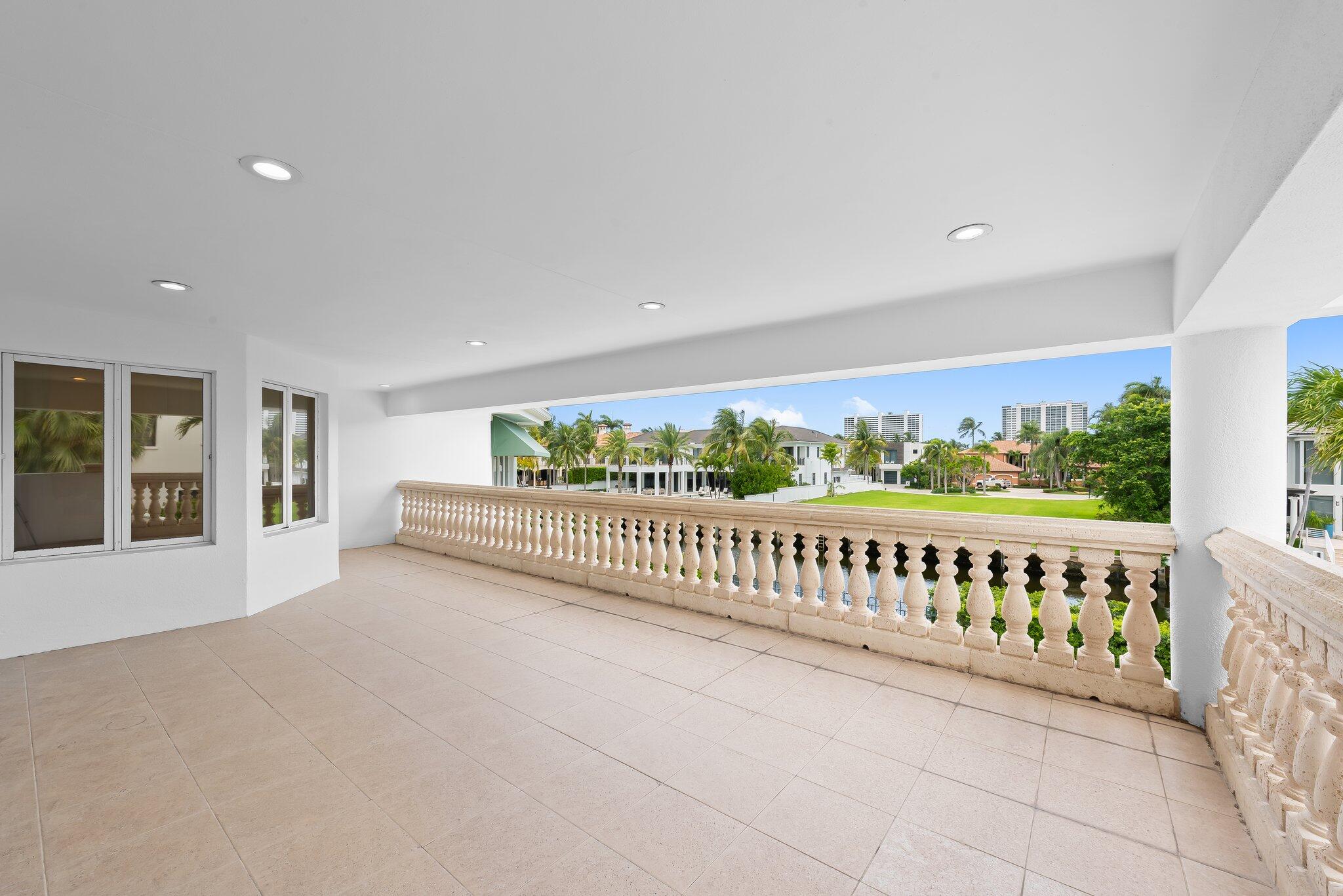 396 E Coconut Palm Road