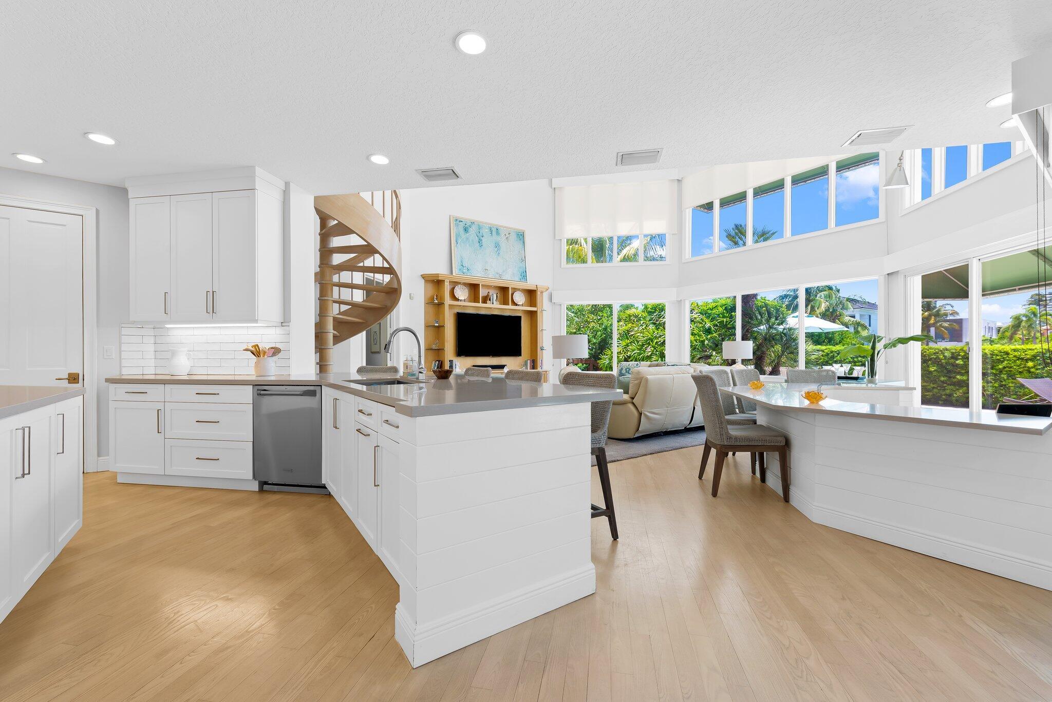 396 E Coconut Palm Road