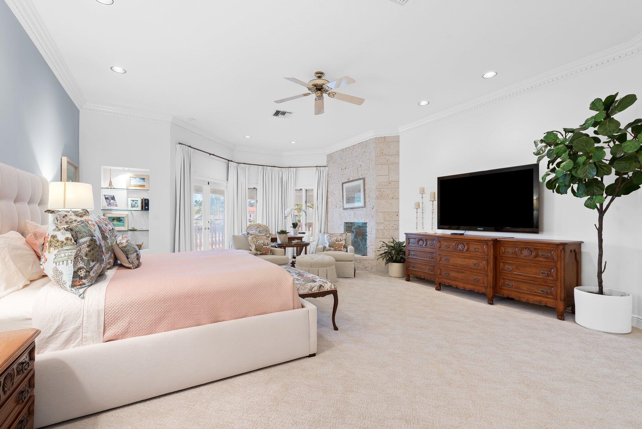 396 E Coconut Palm Road