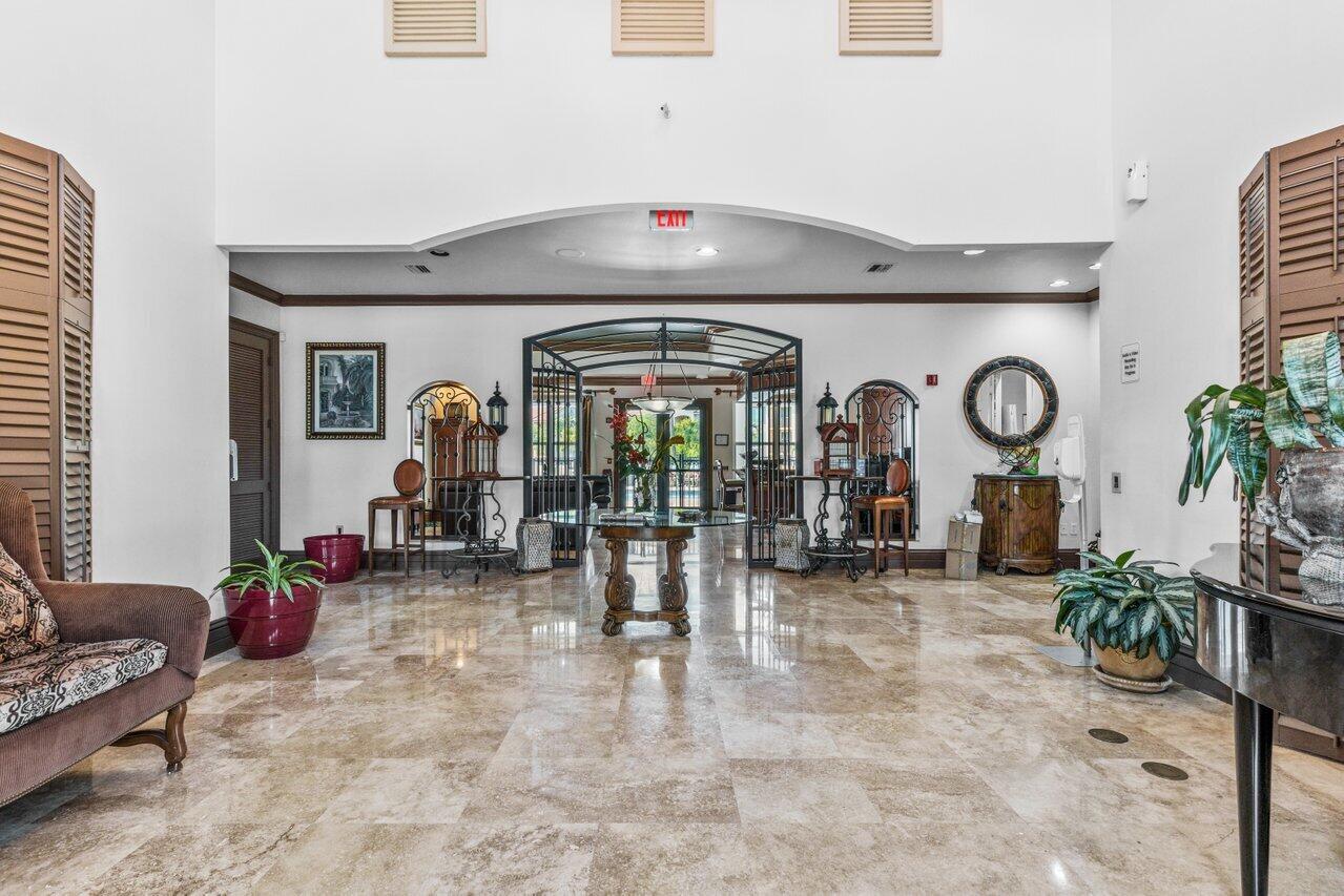 1109 Villa Circle