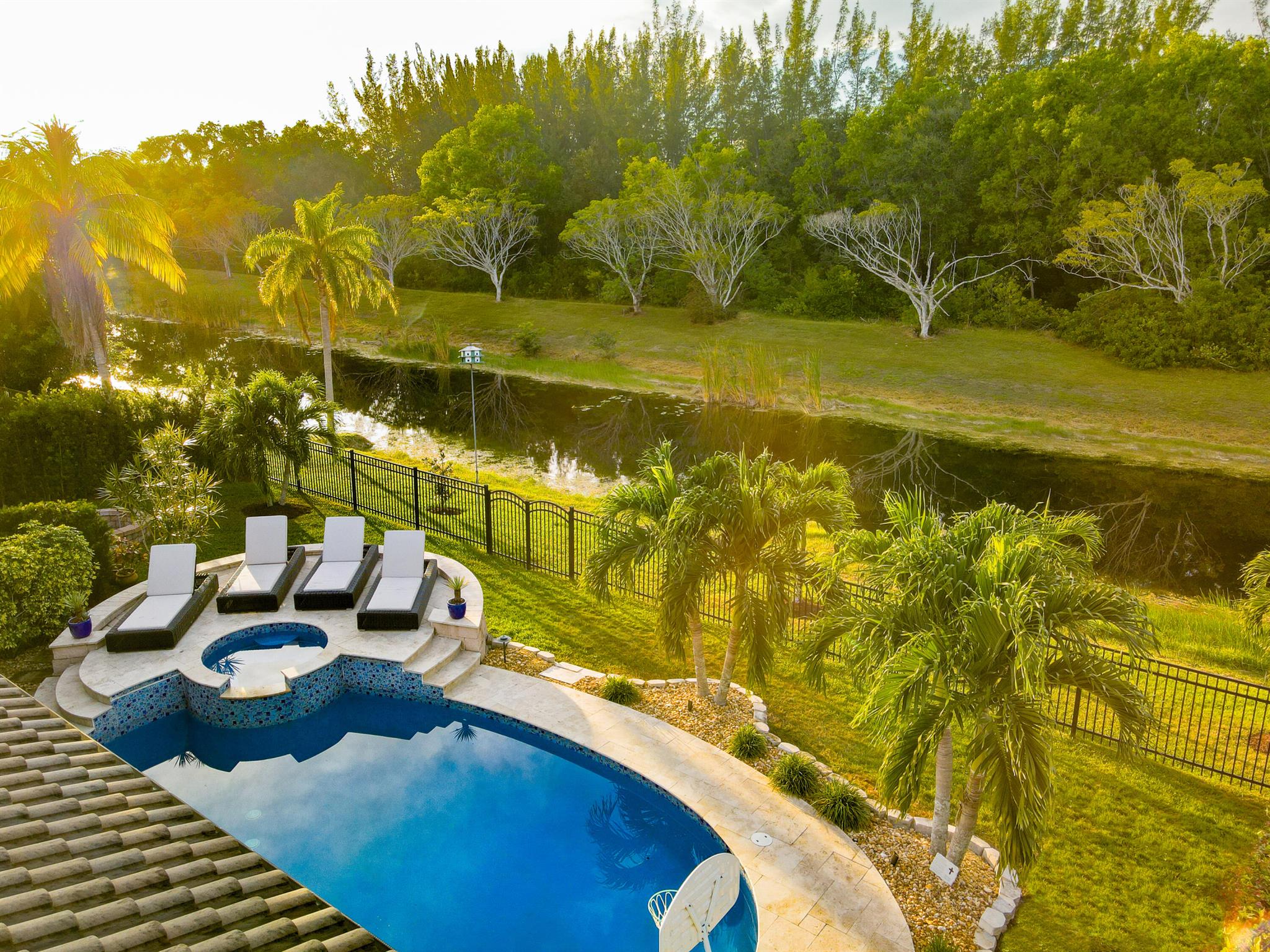 11740 Island Lakes Lane