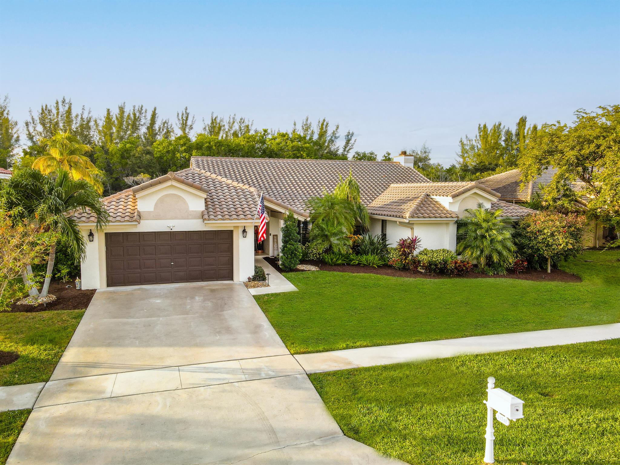 11740 Island Lakes Lane