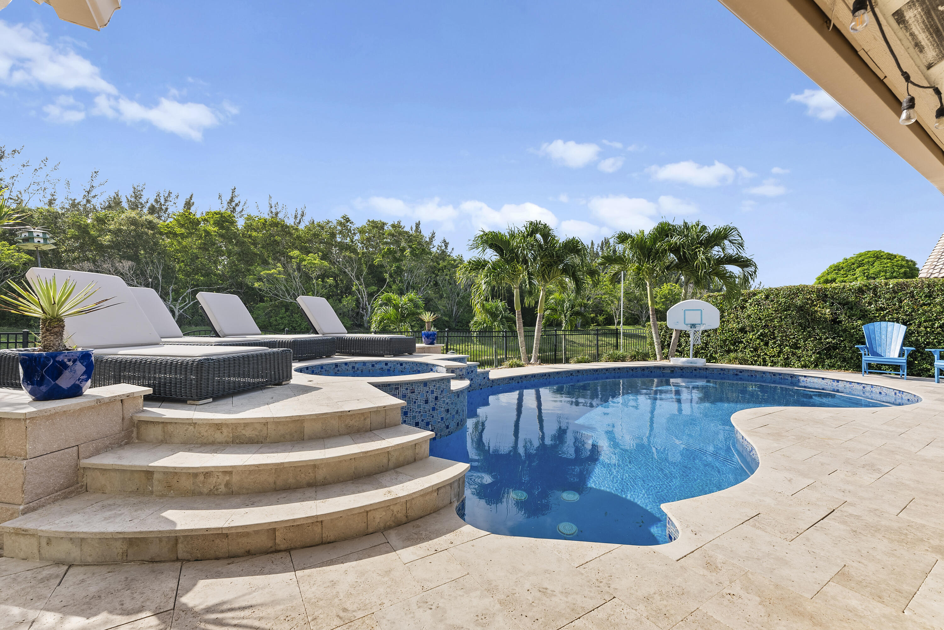 11740 Island Lakes Lane