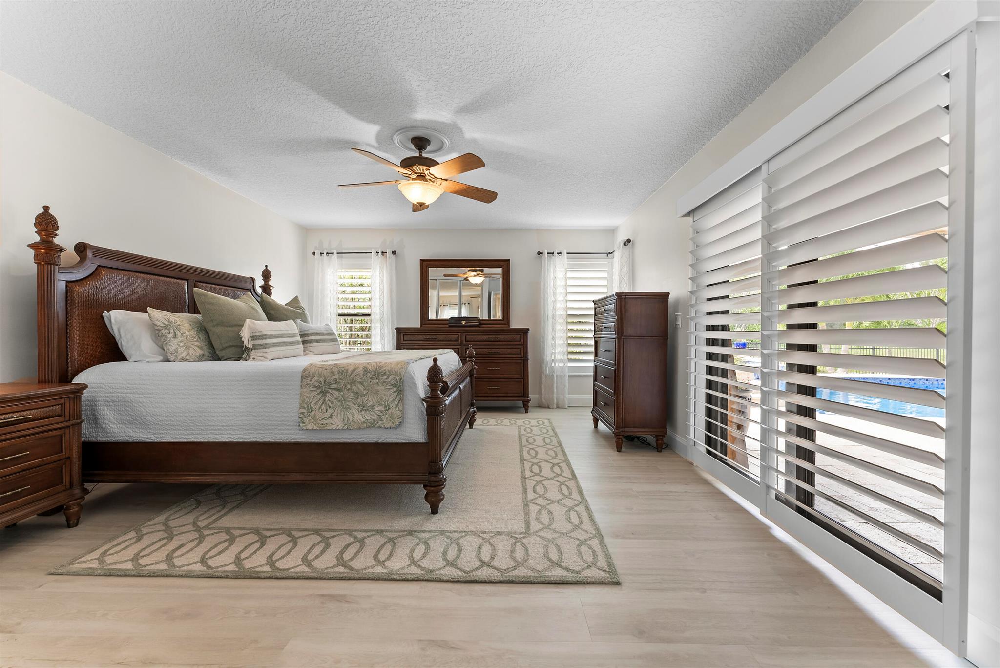 11740 Island Lakes Lane