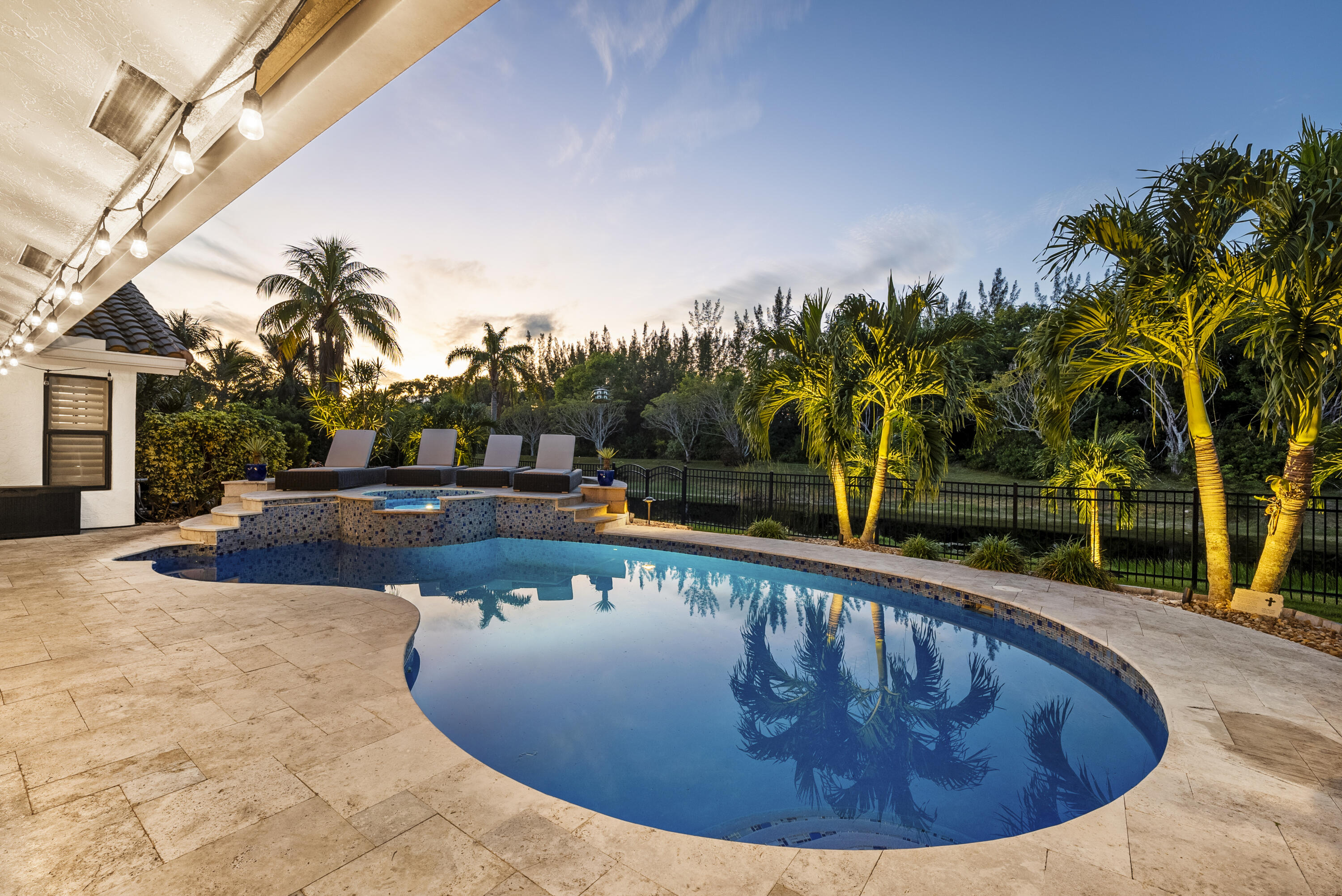 11740 Island Lakes Lane