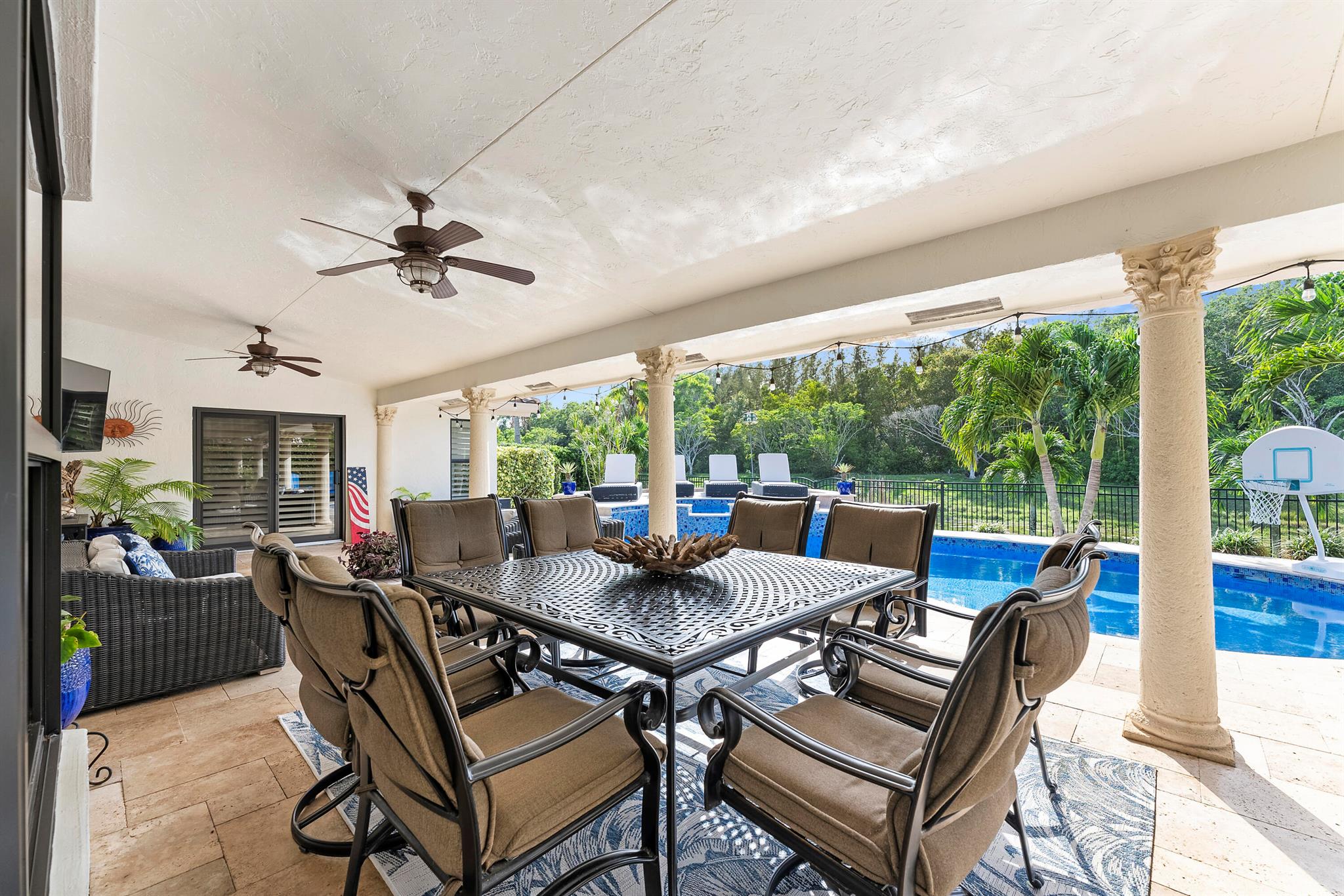 11740 Island Lakes Lane