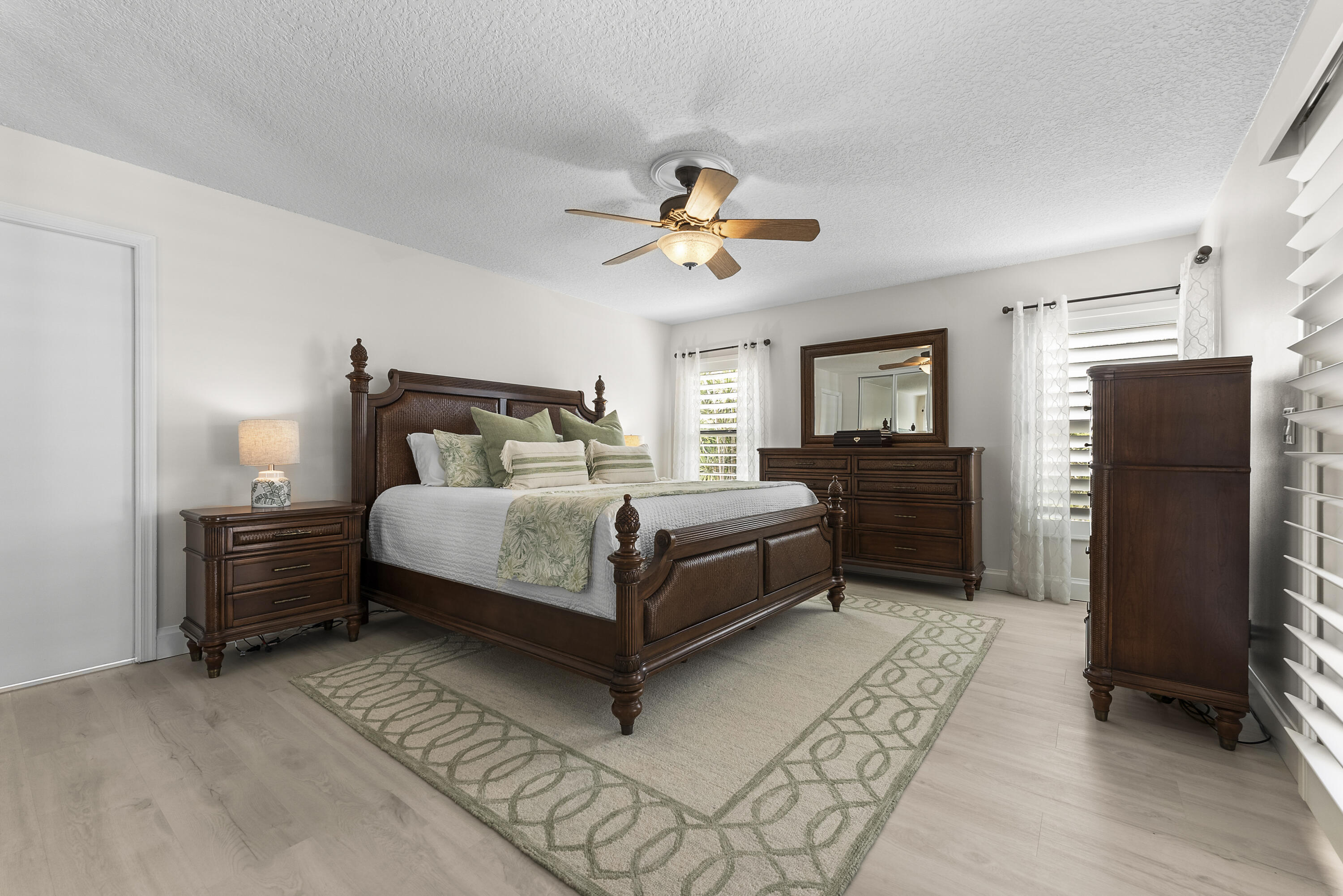 11740 Island Lakes Lane