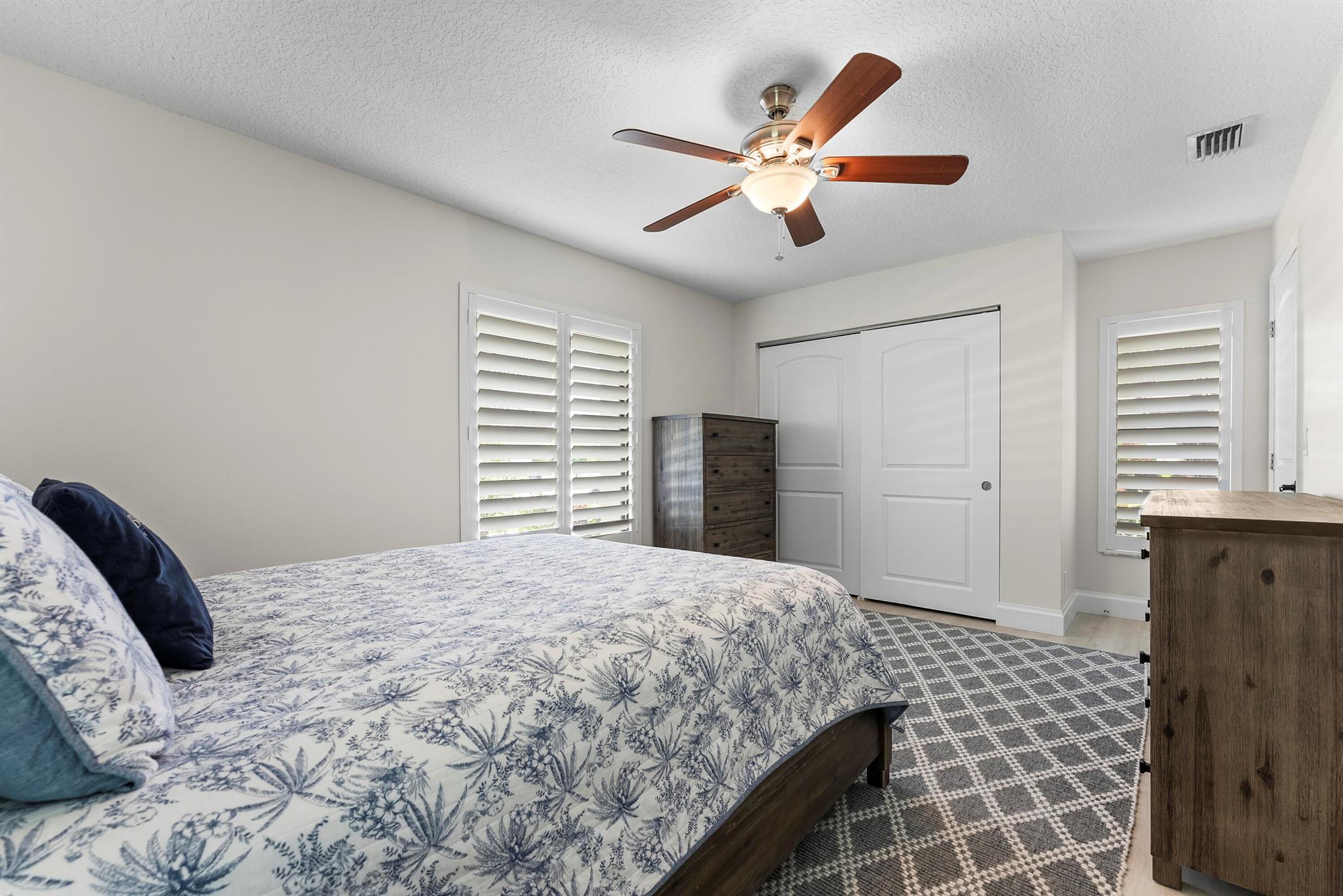 11740 Island Lakes Lane