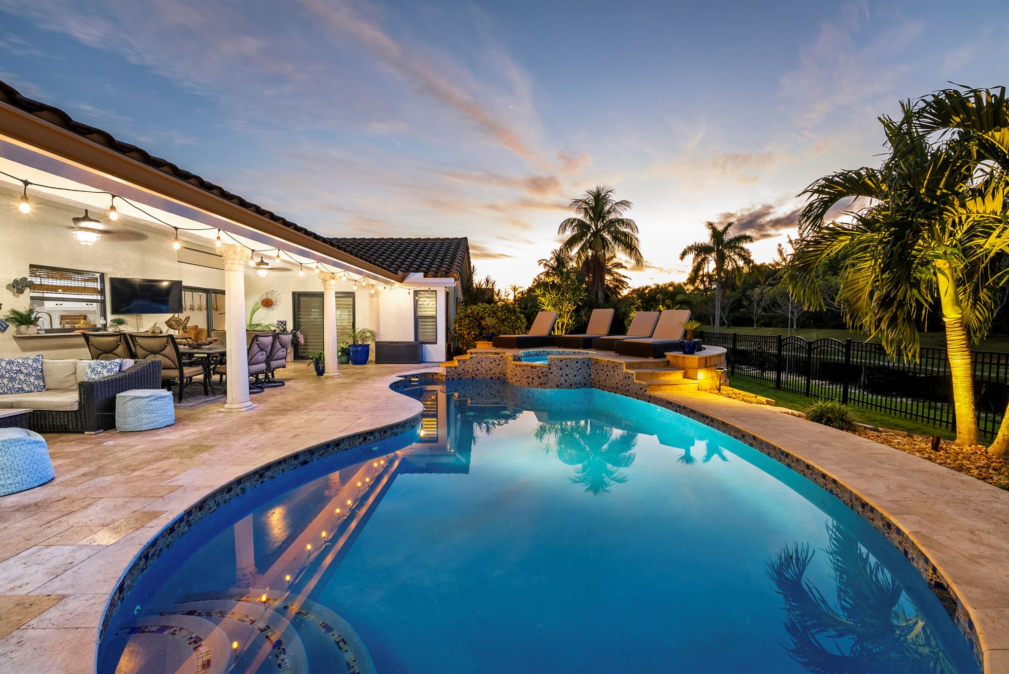 11740 Island Lakes Lane