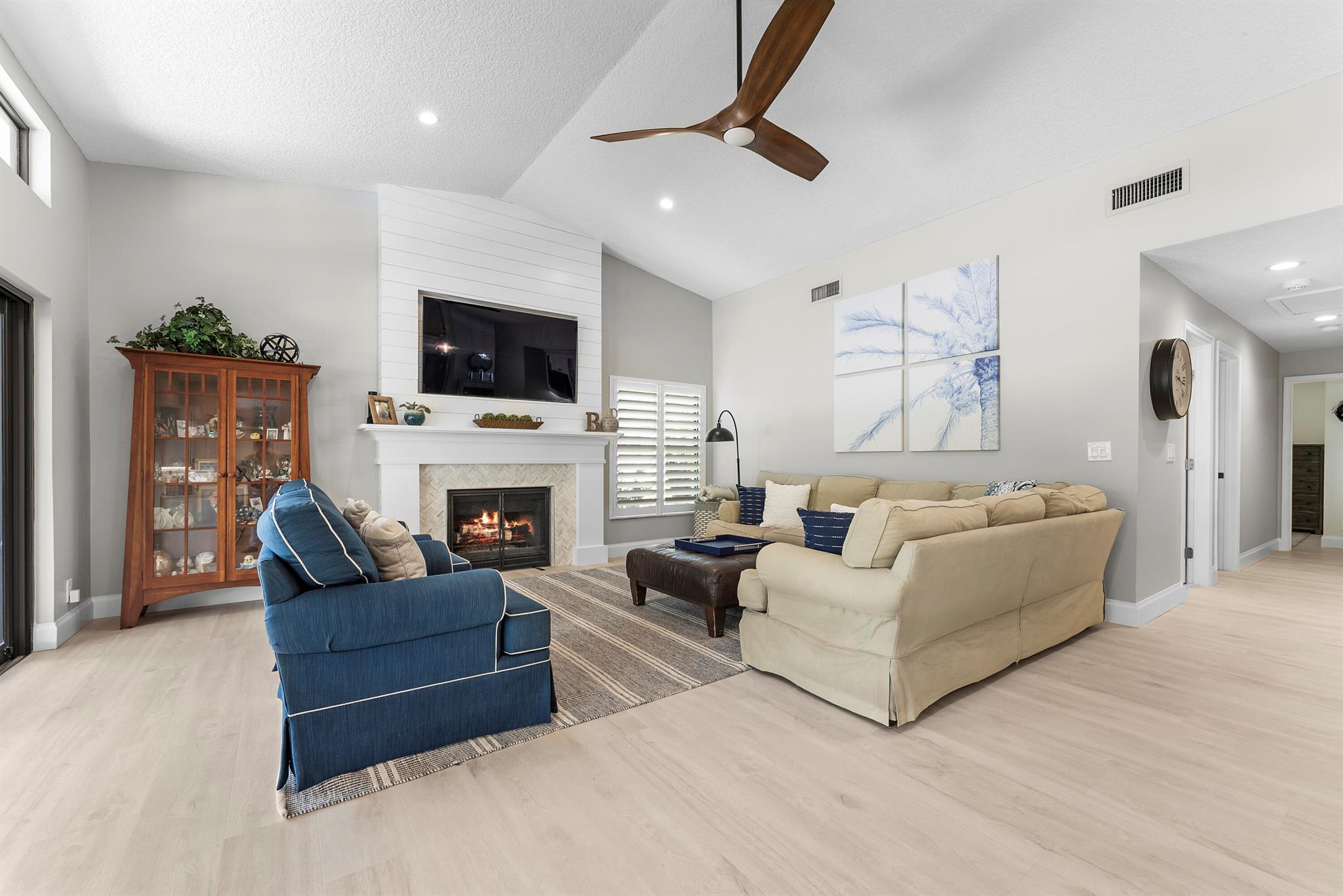 11740 Island Lakes Lane