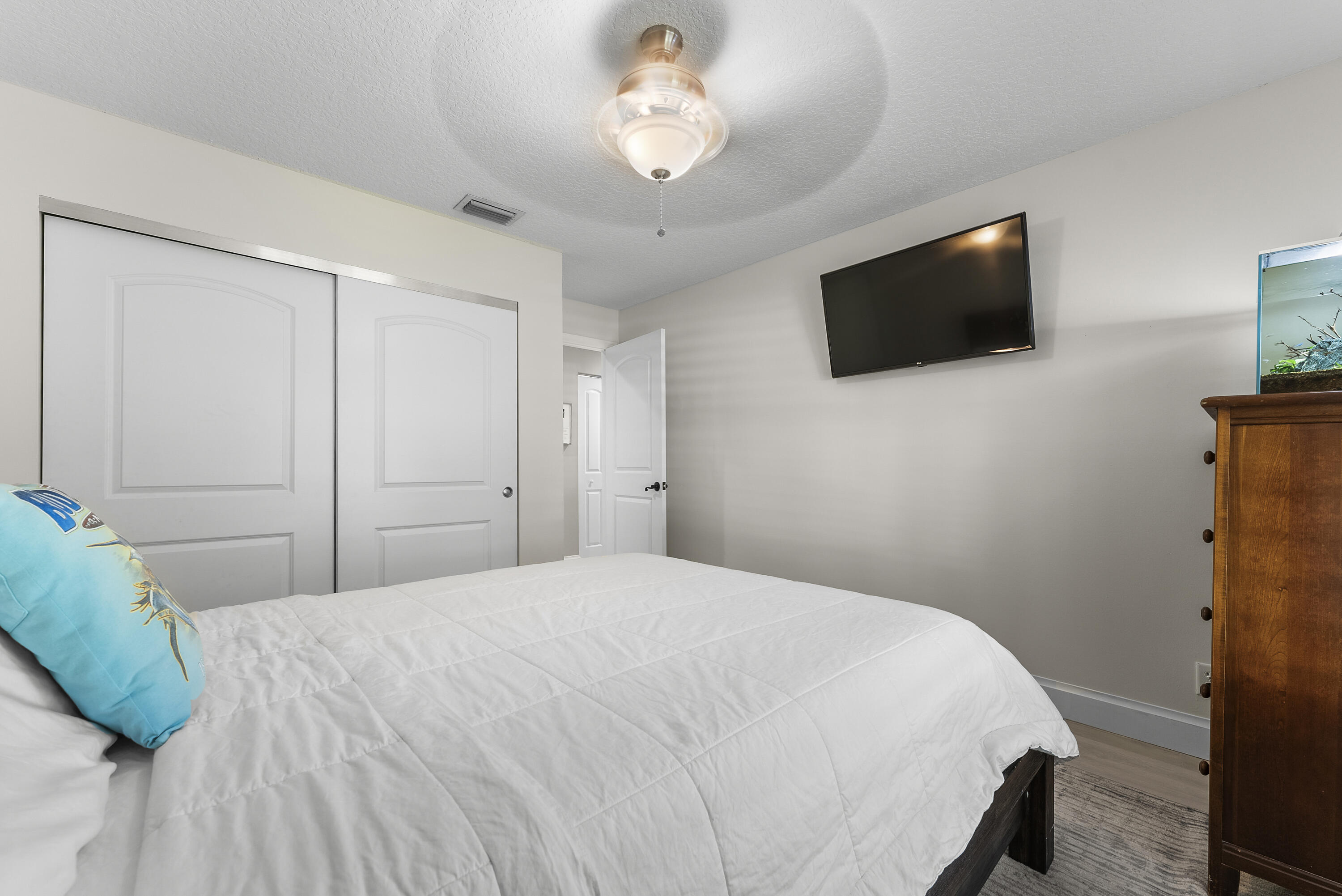 11740 Island Lakes Lane