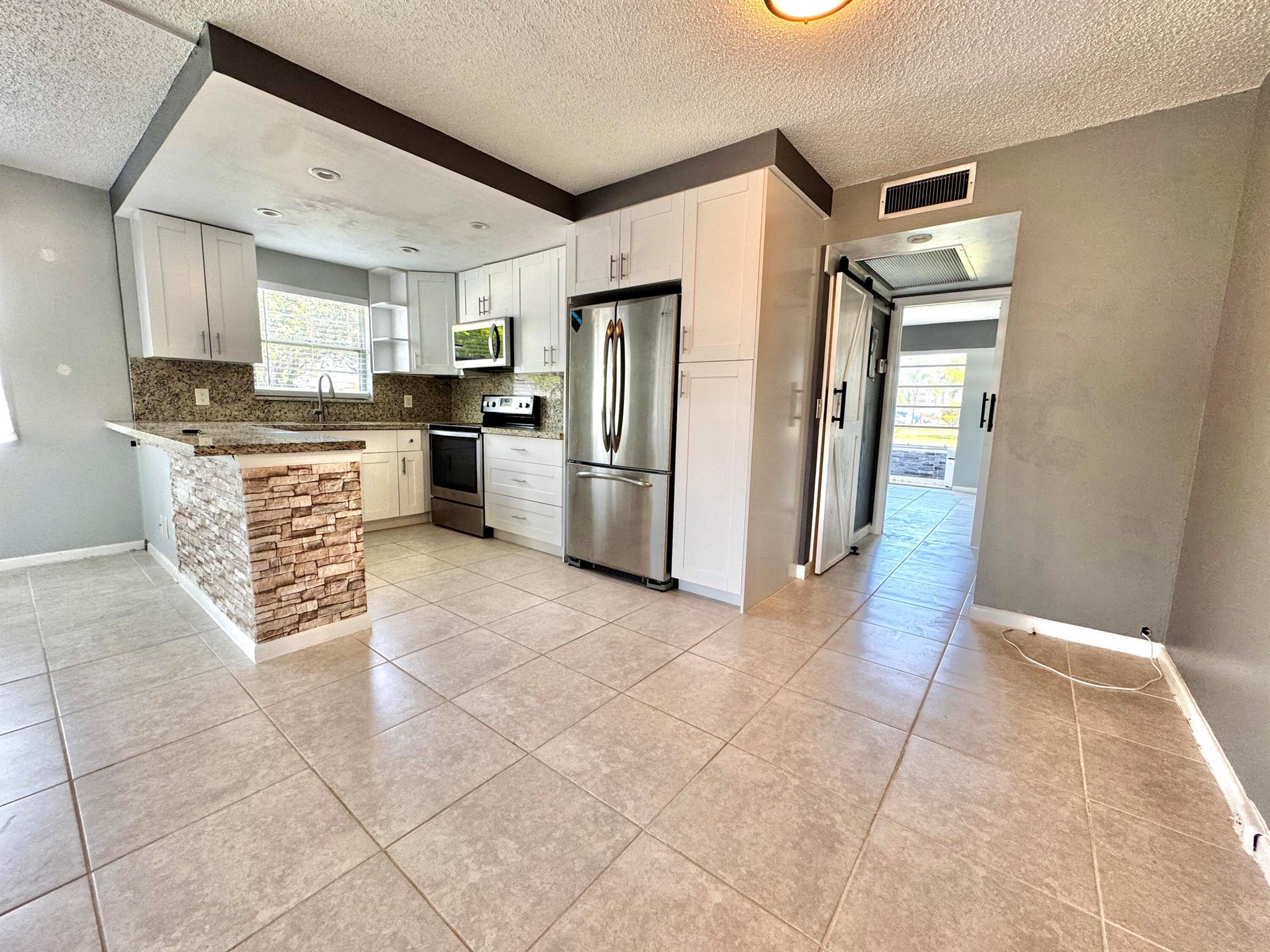 249 Newport P 249