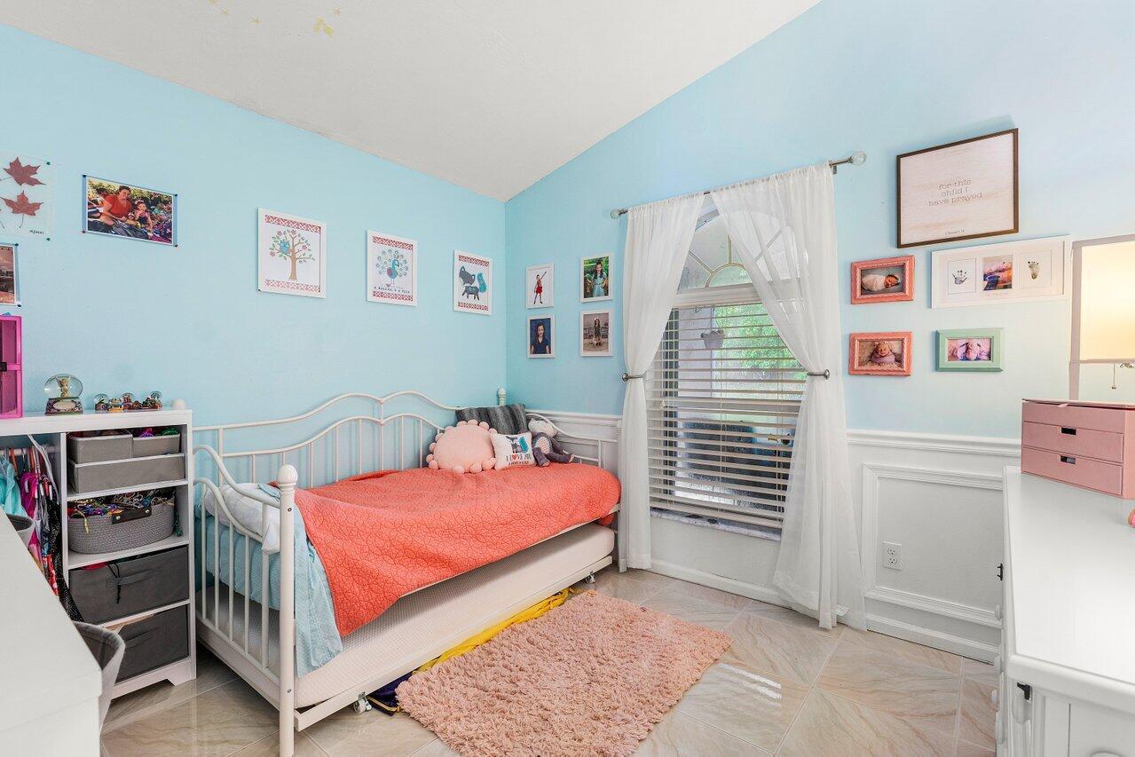 7782 Stirling Bridge Boulevard S