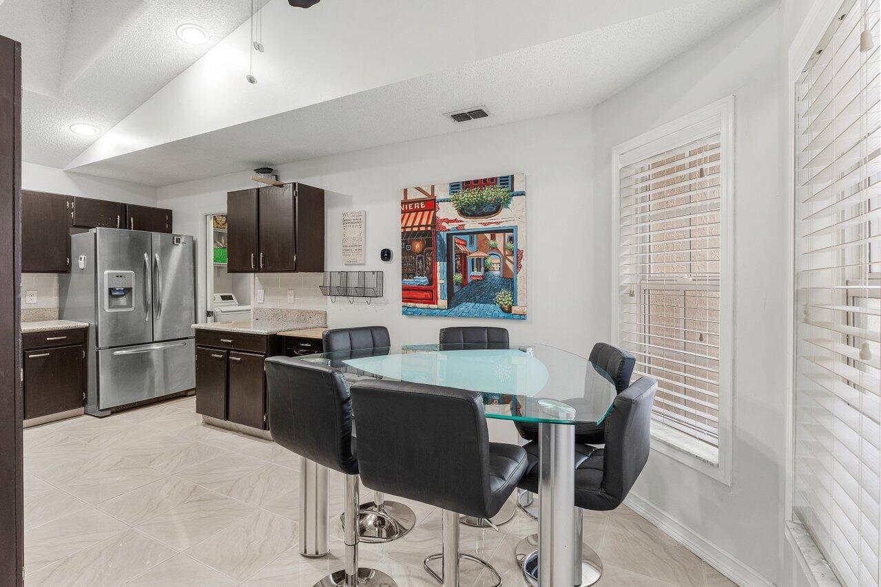 7782 Stirling Bridge Boulevard S