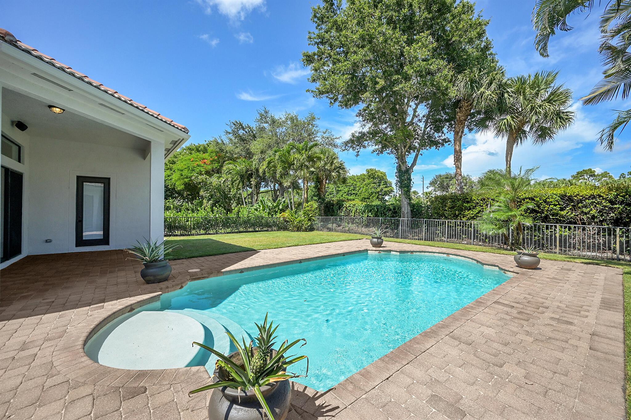 16210 Rosecroft Ter Terrace