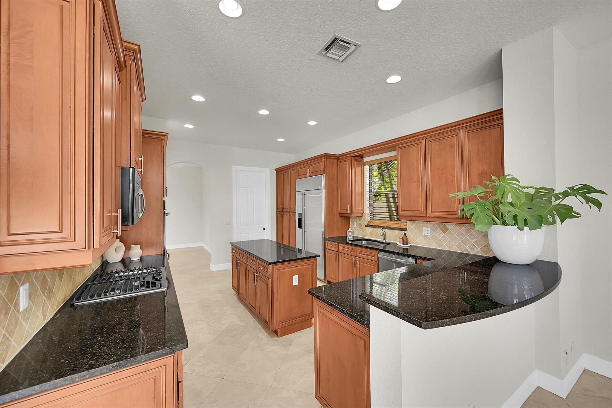 16210 Rosecroft Ter Terrace