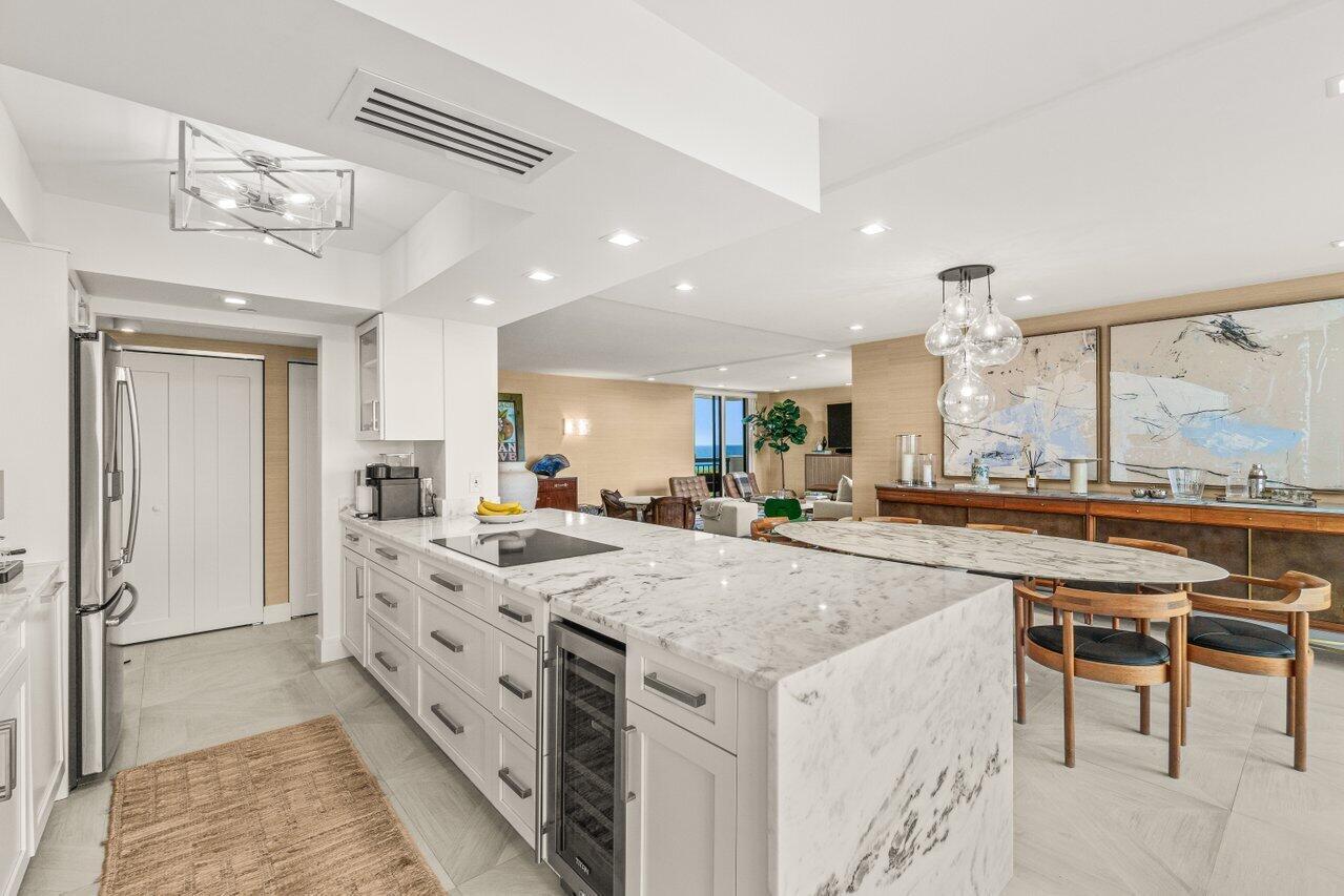 2003 N Ocean Boulevard 905