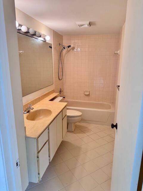 217 Live Oak Lane