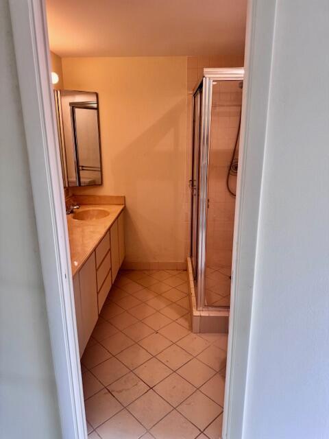 217 Live Oak Lane
