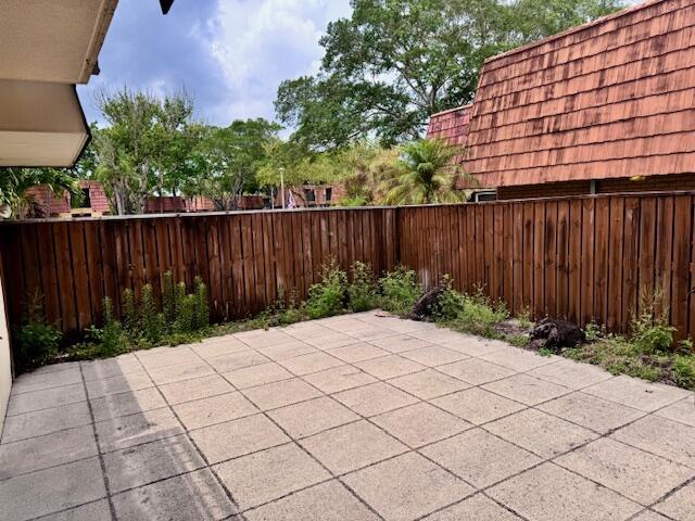 217 Live Oak Lane