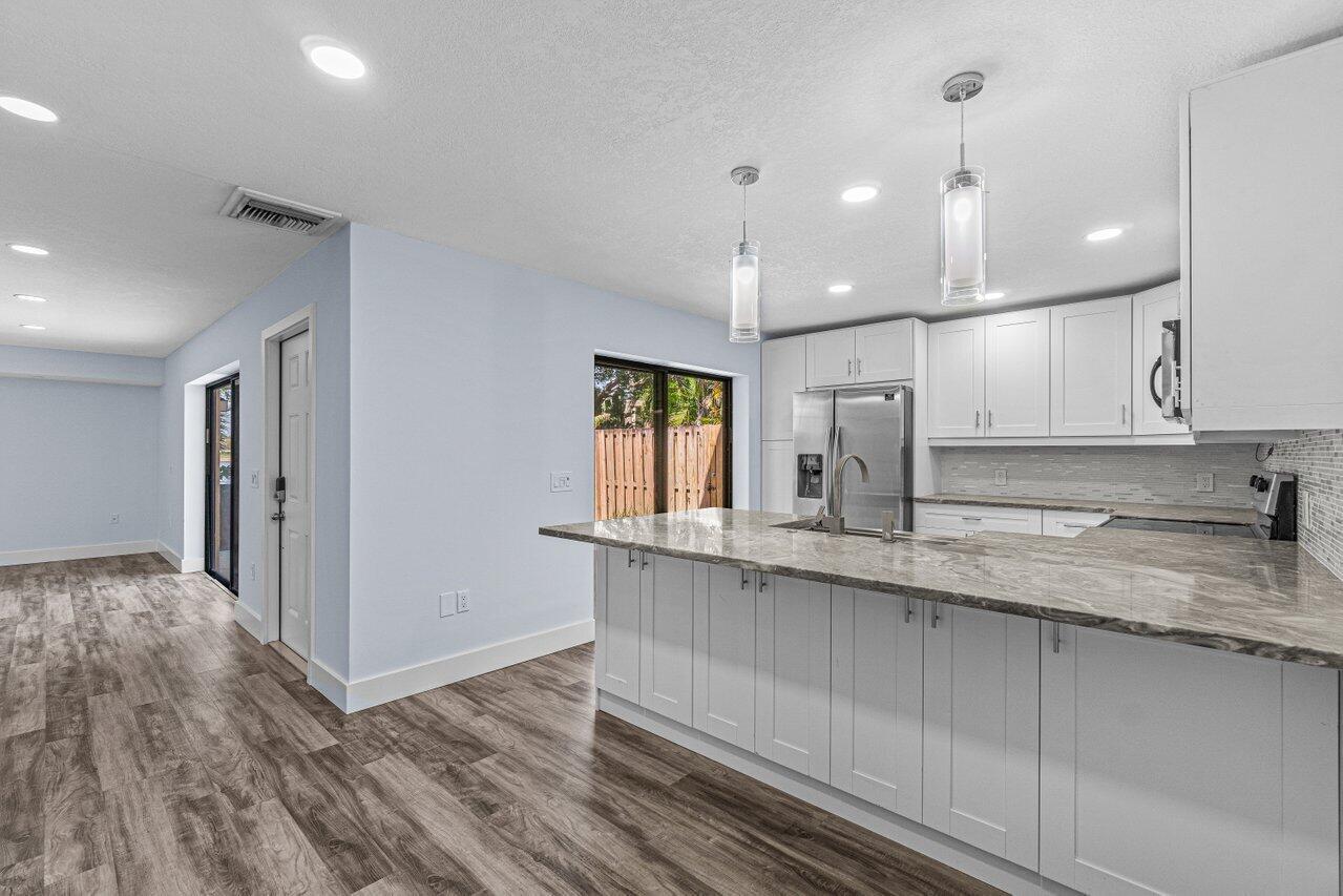 2929 SW 22nd Circle 32b