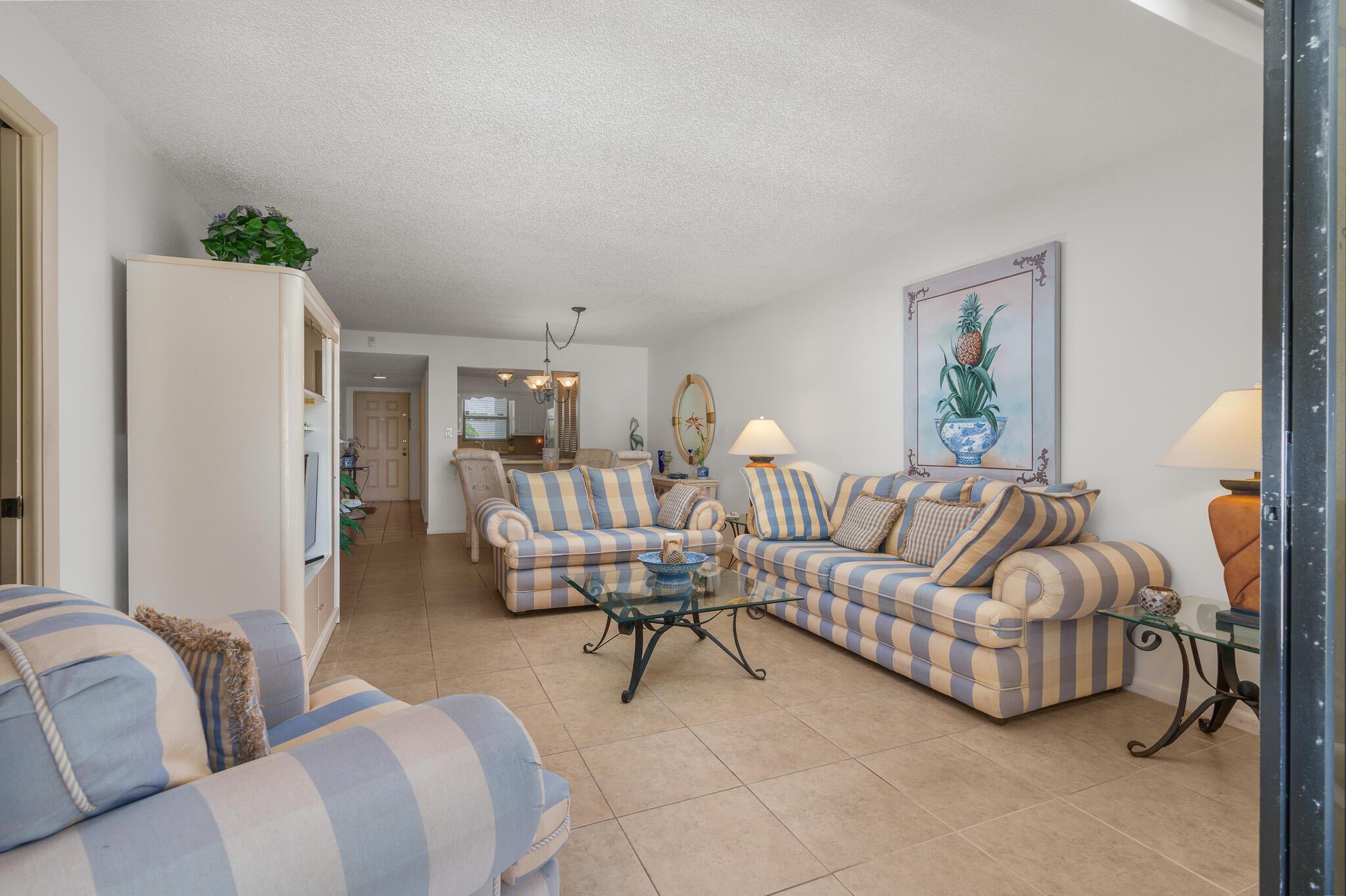 445 SE 21st Avenue 202