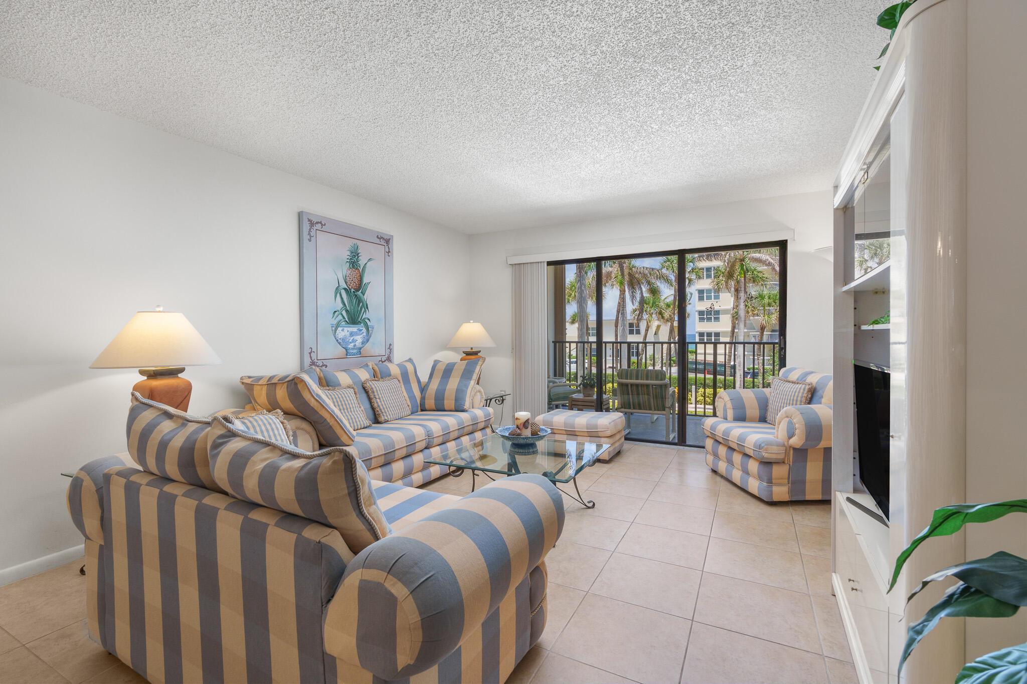 445 SE 21st Avenue 202