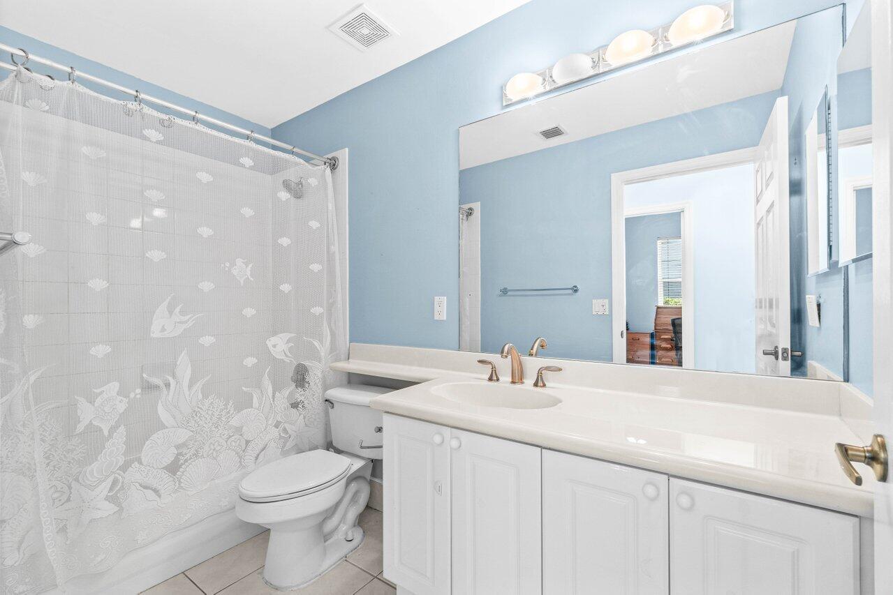 5946 Bay Hill Circle