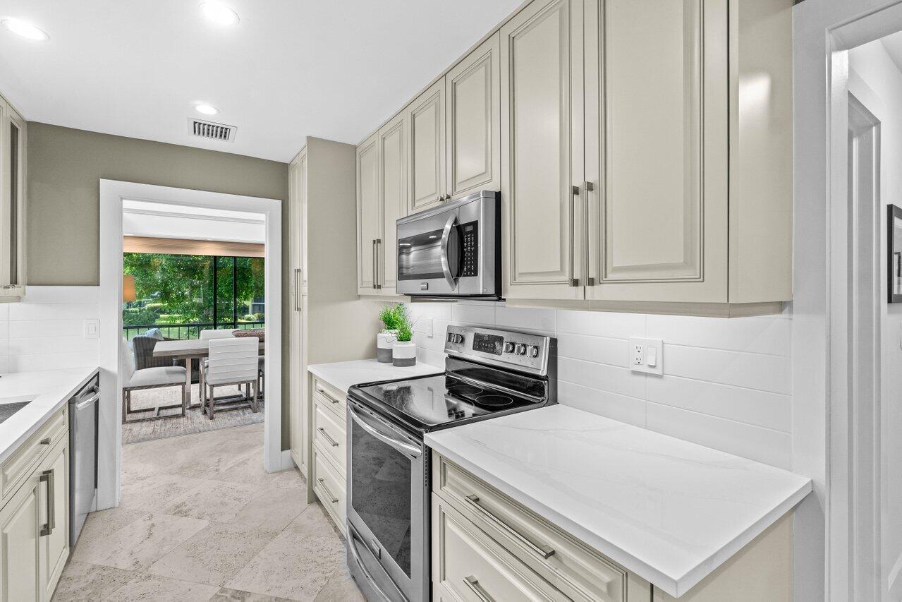 6812 Willow Wood Drive 802