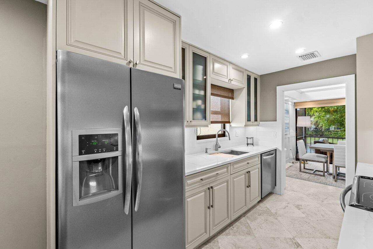 6812 Willow Wood Drive 802