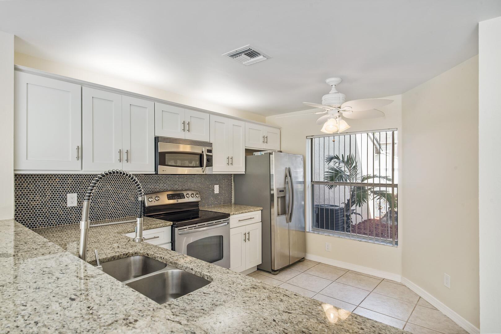 1132 W Lakes Drive, Deerfield Beach