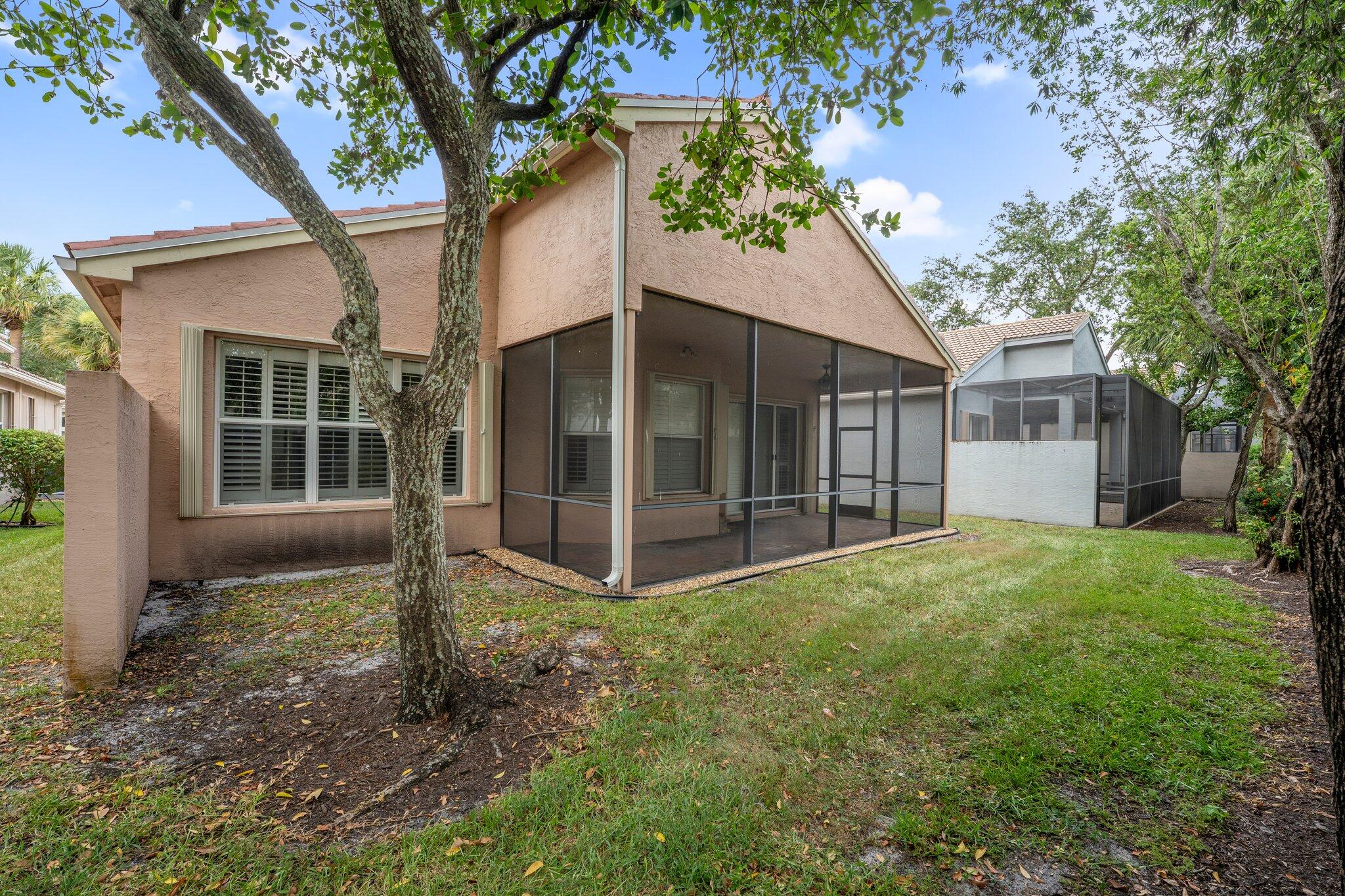 9916 E Tallyrand Drive, Lake Worth