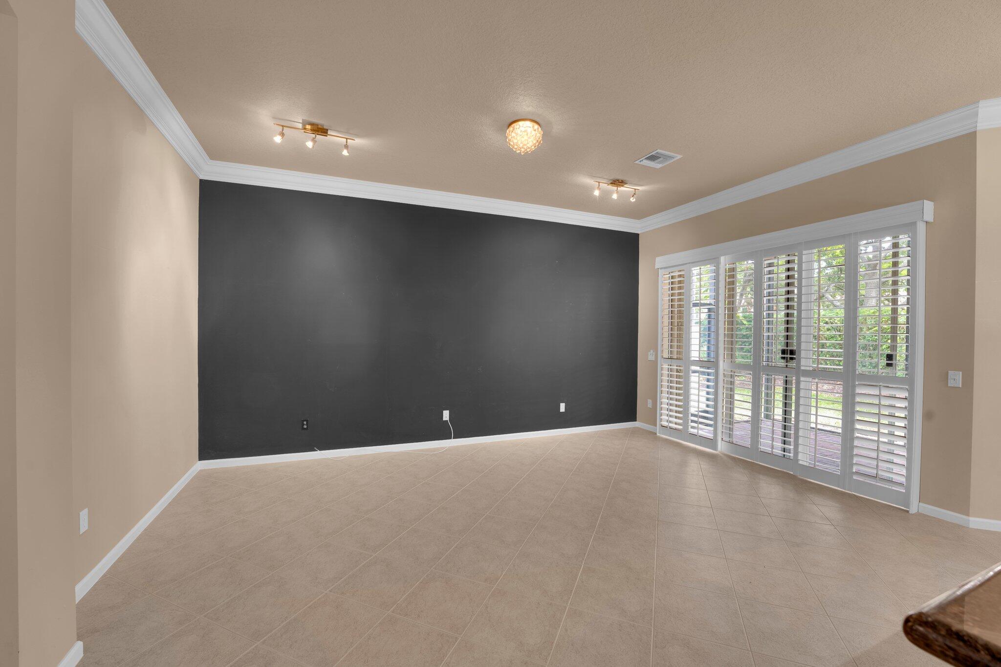 9916 E Tallyrand Drive, Lake Worth