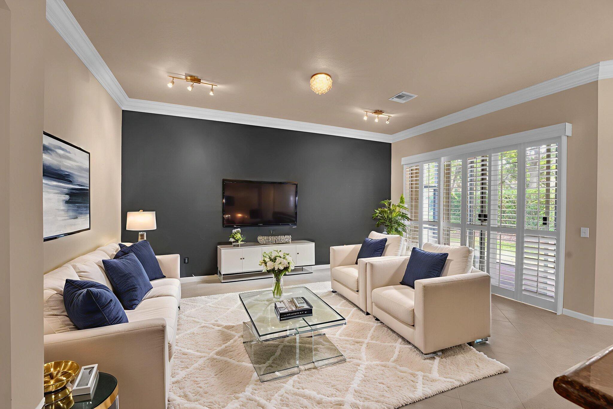 9916 E Tallyrand Drive, Lake Worth