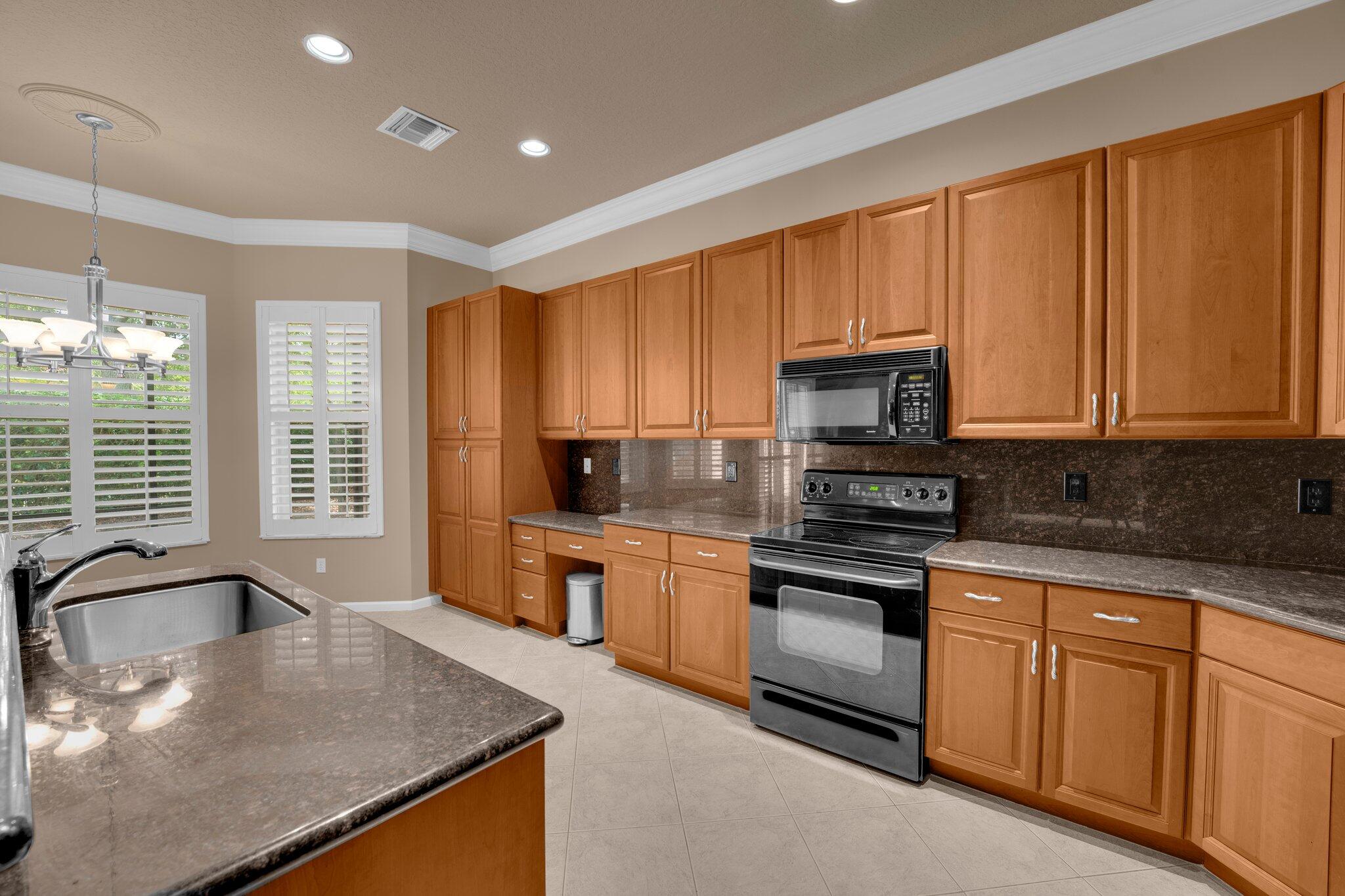 9916 E Tallyrand Drive, Lake Worth