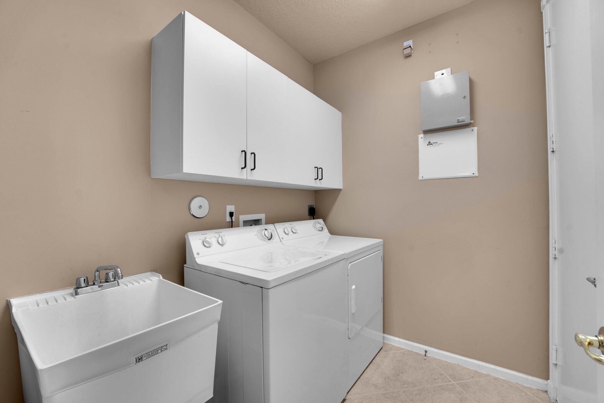 9916 E Tallyrand Drive, Lake Worth