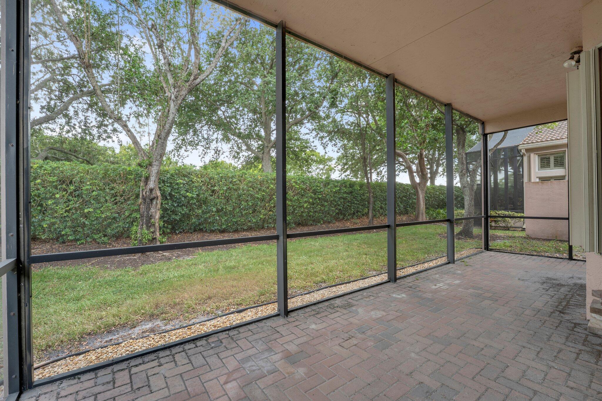 9916 E Tallyrand Drive, Lake Worth