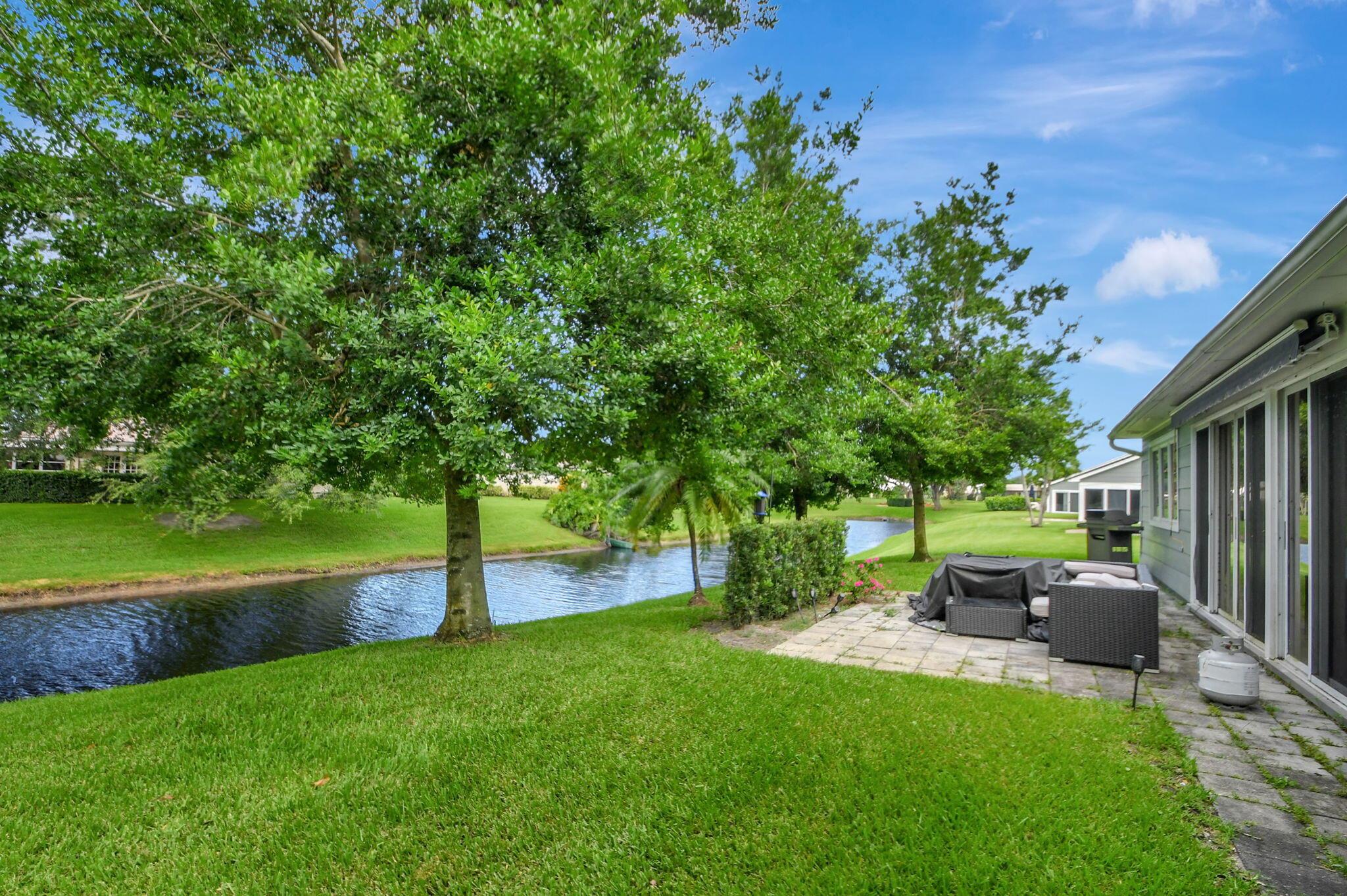 15 Holly Drive