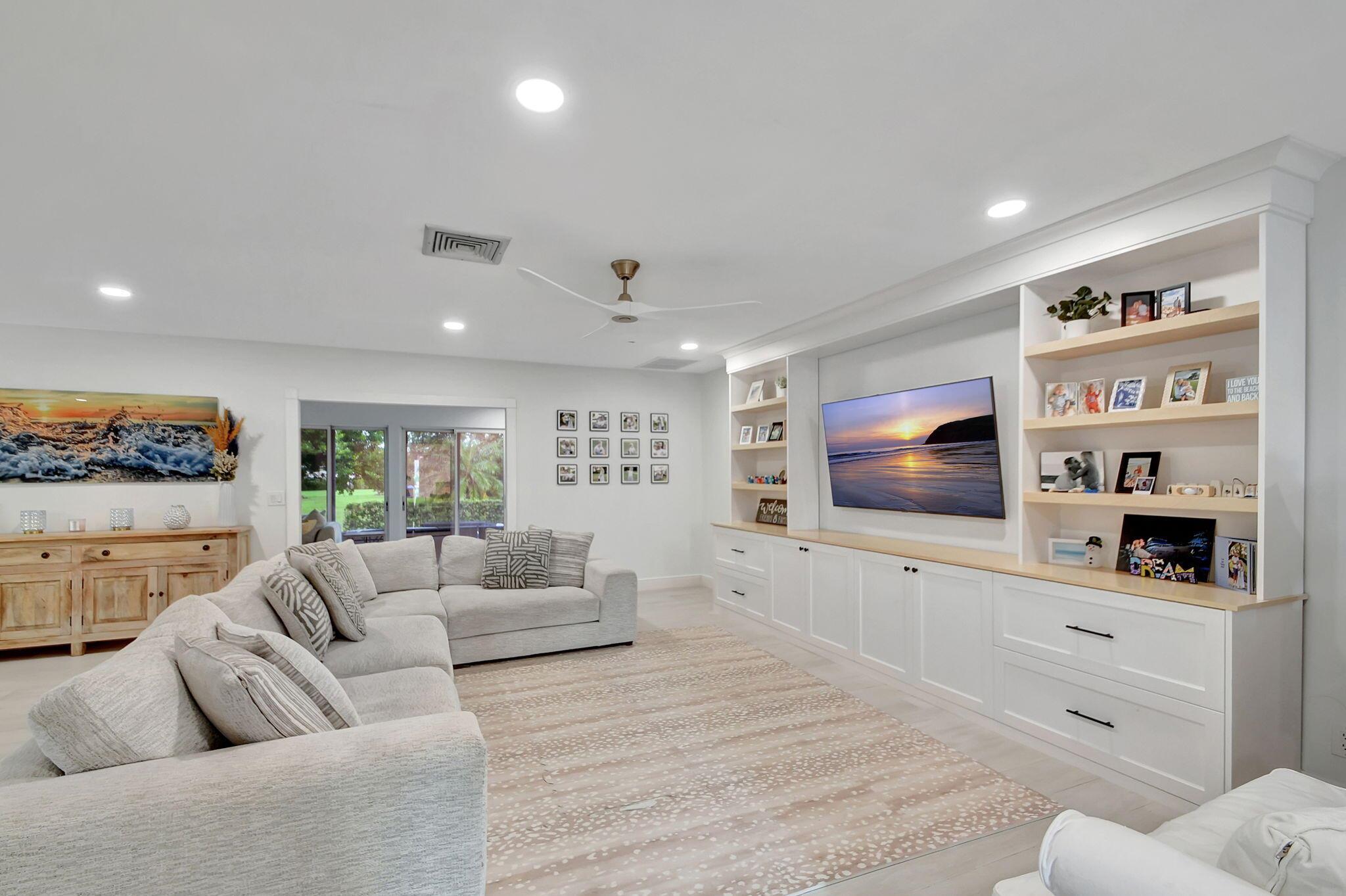 15 Holly Drive
