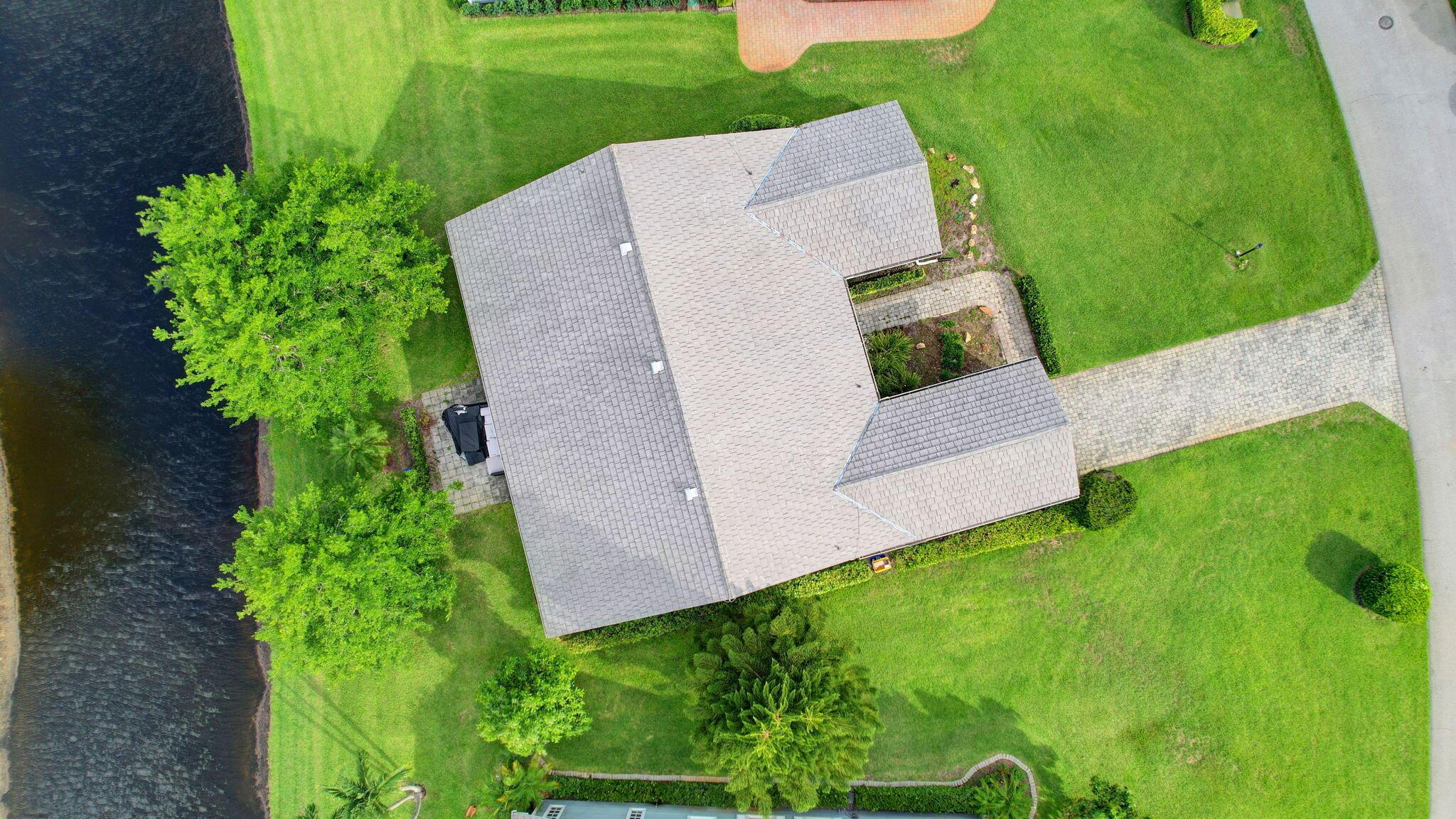 15 Holly Drive