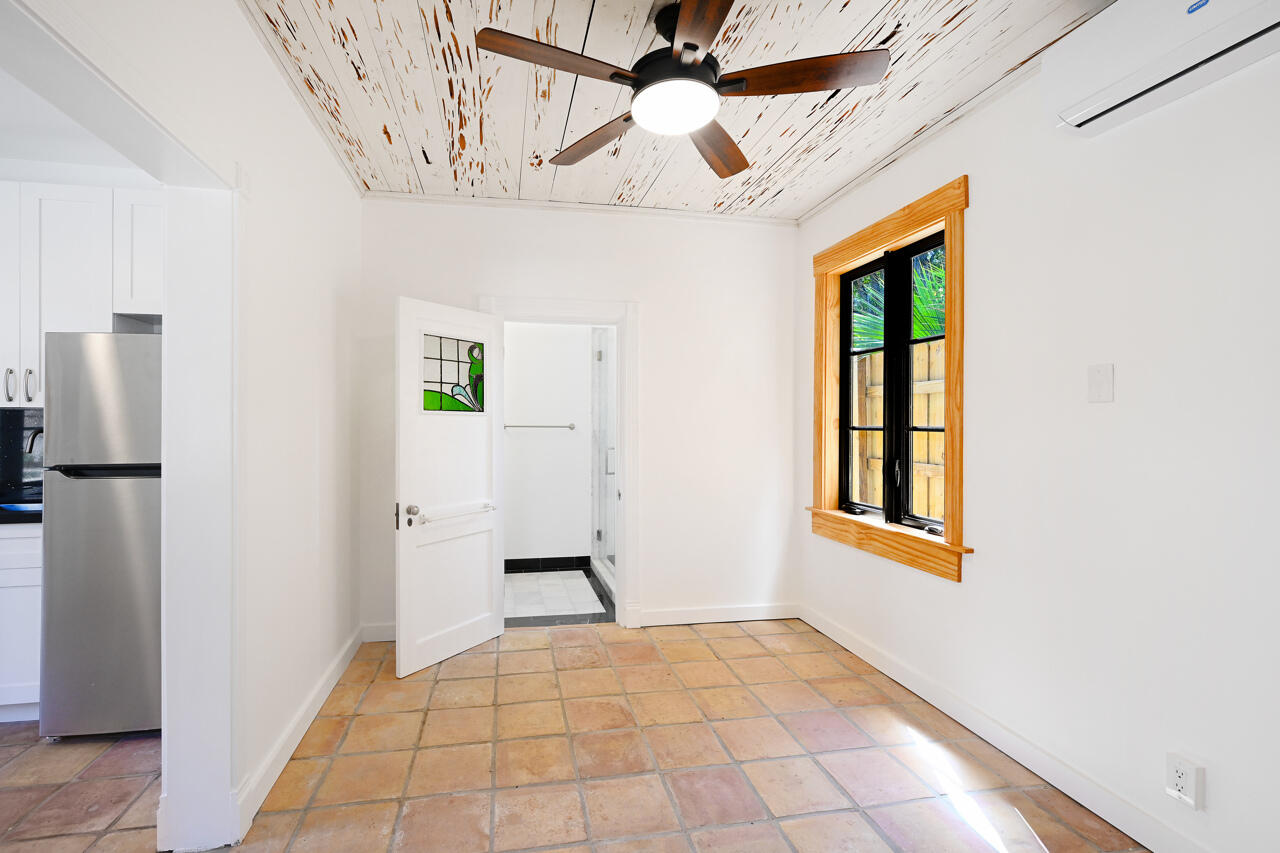 801 Hibiscus Street