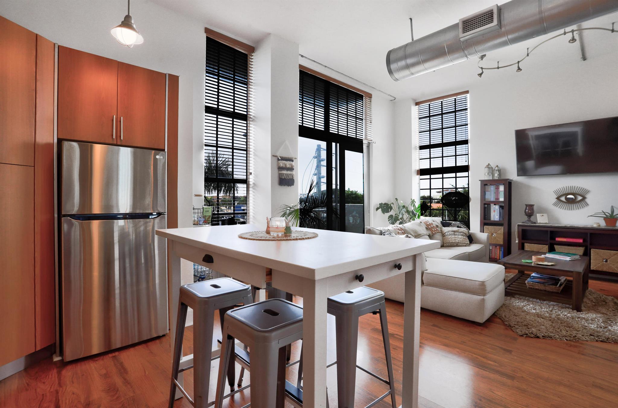 180 NE 4th Avenue 309