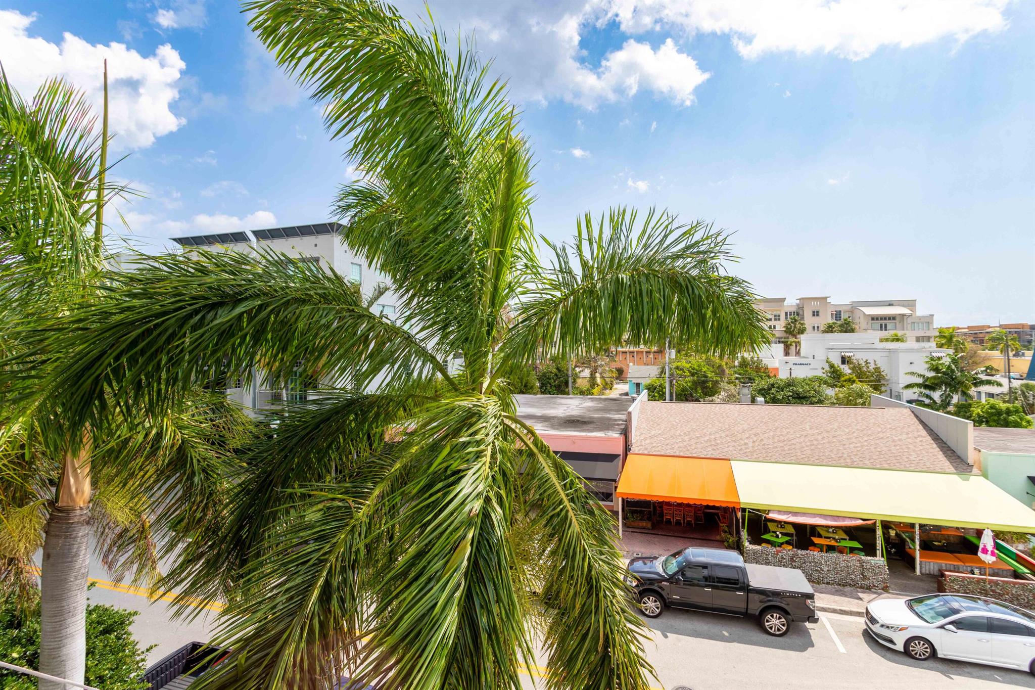 180 NE 4th Avenue 309